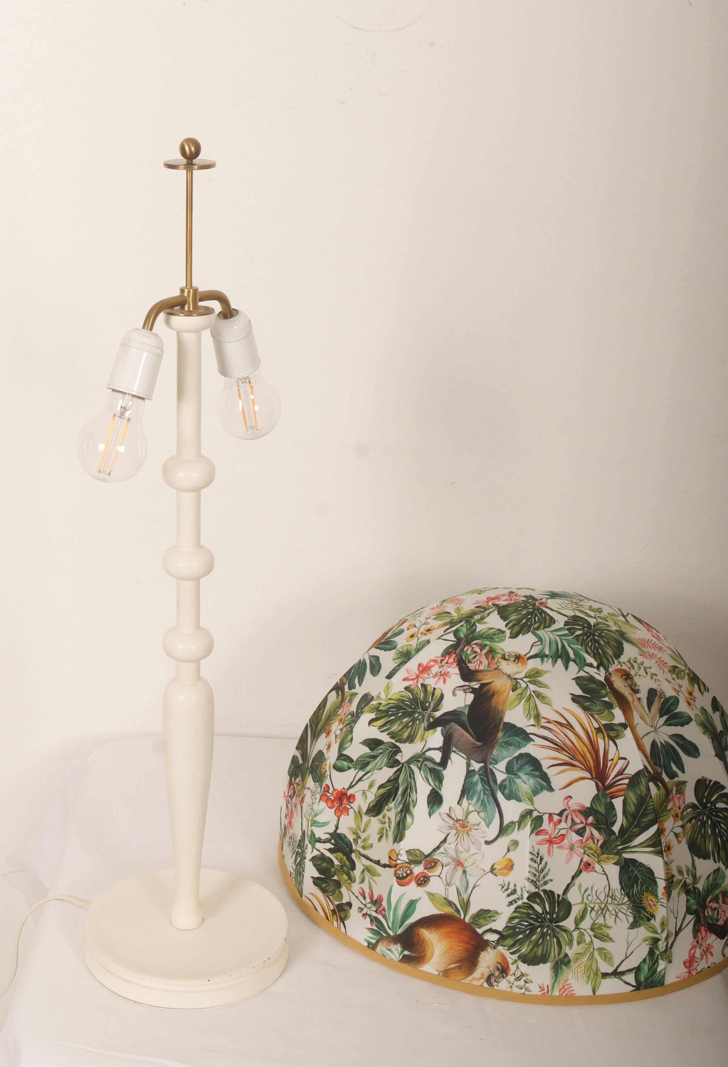 Table Lamp 2563 White by Josef Frank For Sale 1
