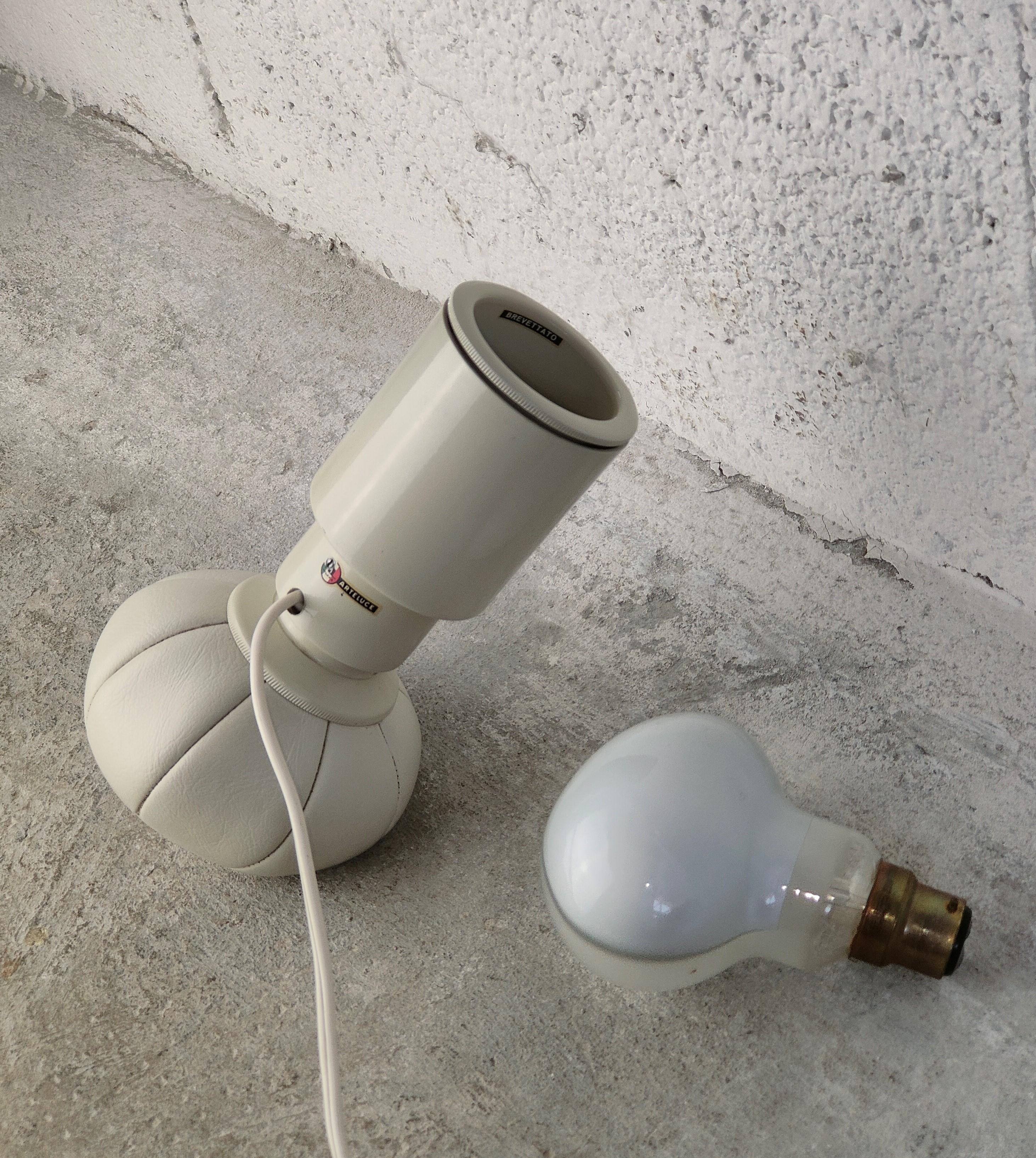 Lampe de bureau 600/C Modèle de Gino Sarfatti pour Arteluce, années 60 en vente 4