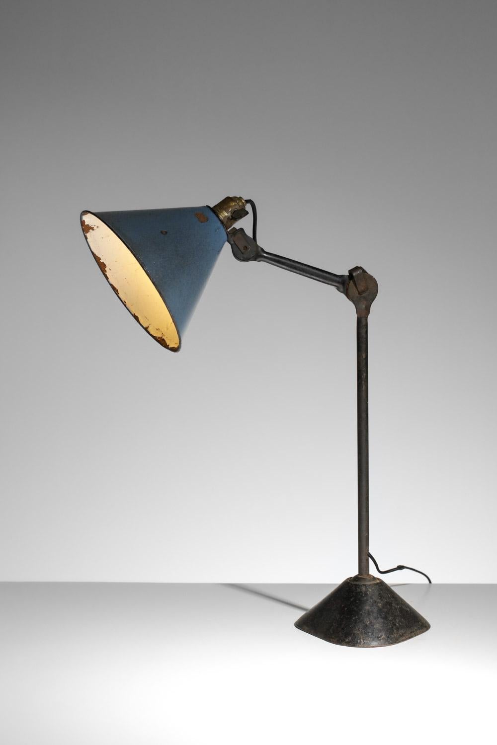 Laqué Lampe de table Albert Albin Gras de l'atelier sur base Le Corbusier, années 50  en vente