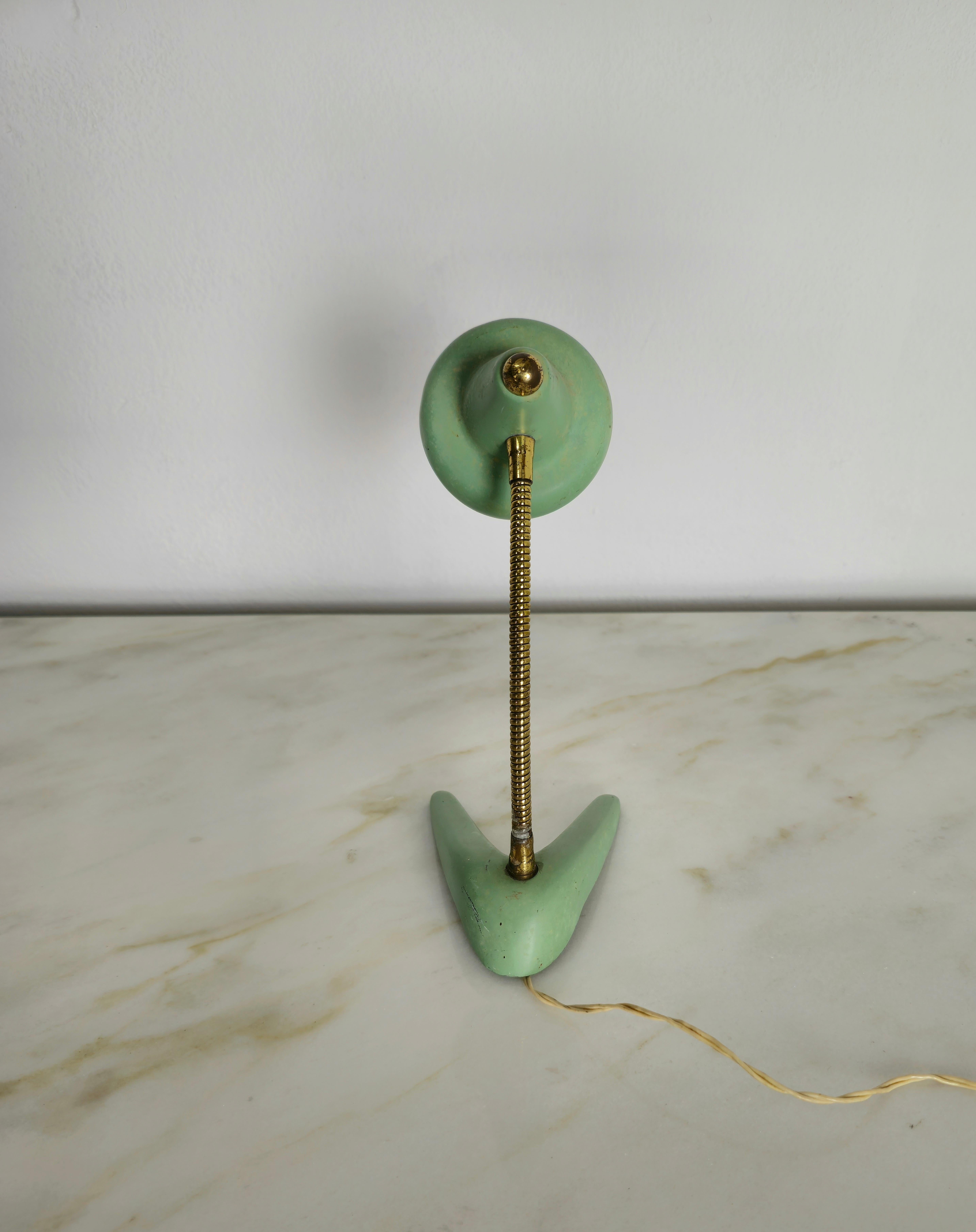 Table Lamp Aluminum Brass Adjustable Midcentury italian Design, 1950s For Sale 3