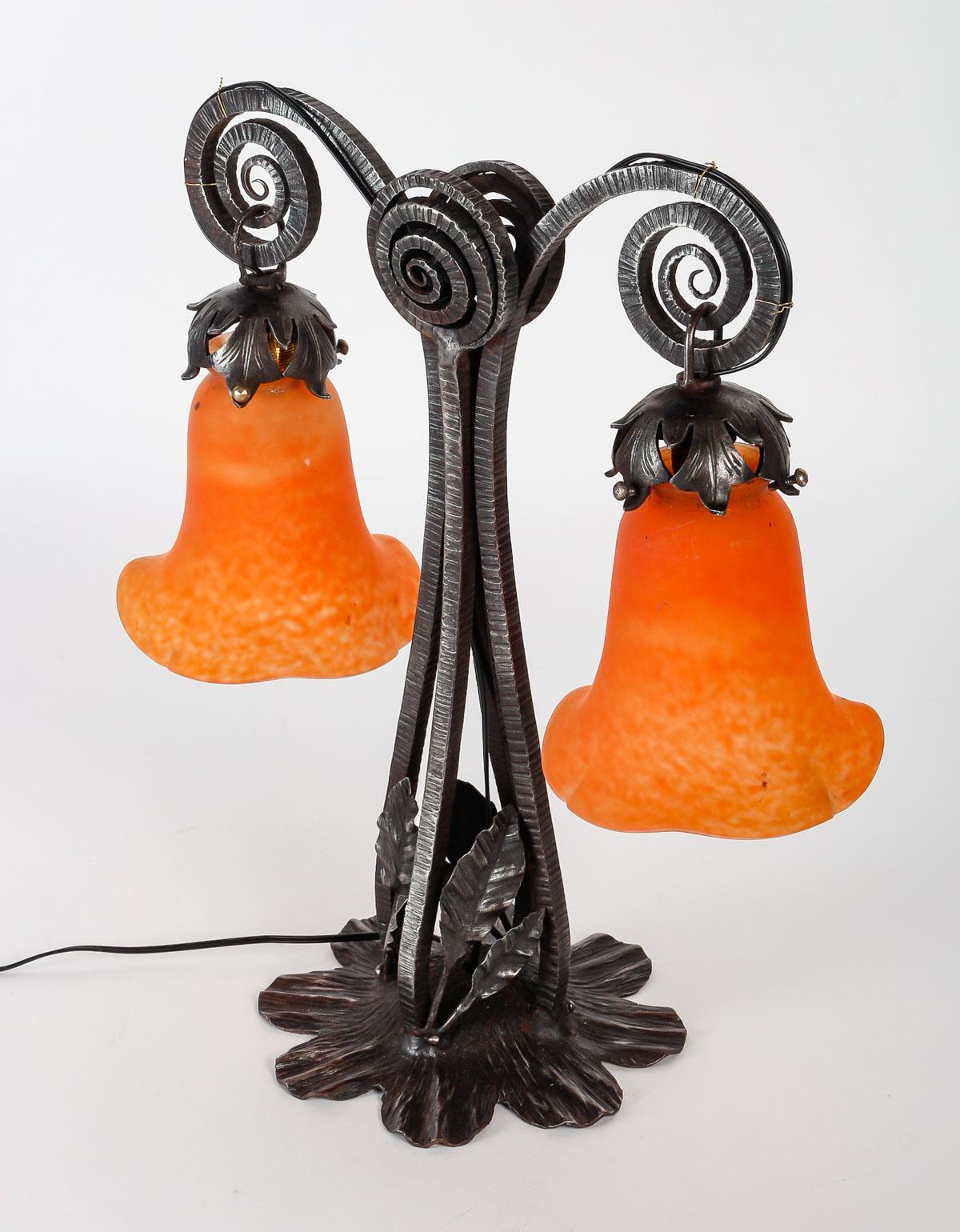 20th Century Table Lamp Art Deco, 1930, in Wrought Iron and Glass Leg by Daum Nancy 