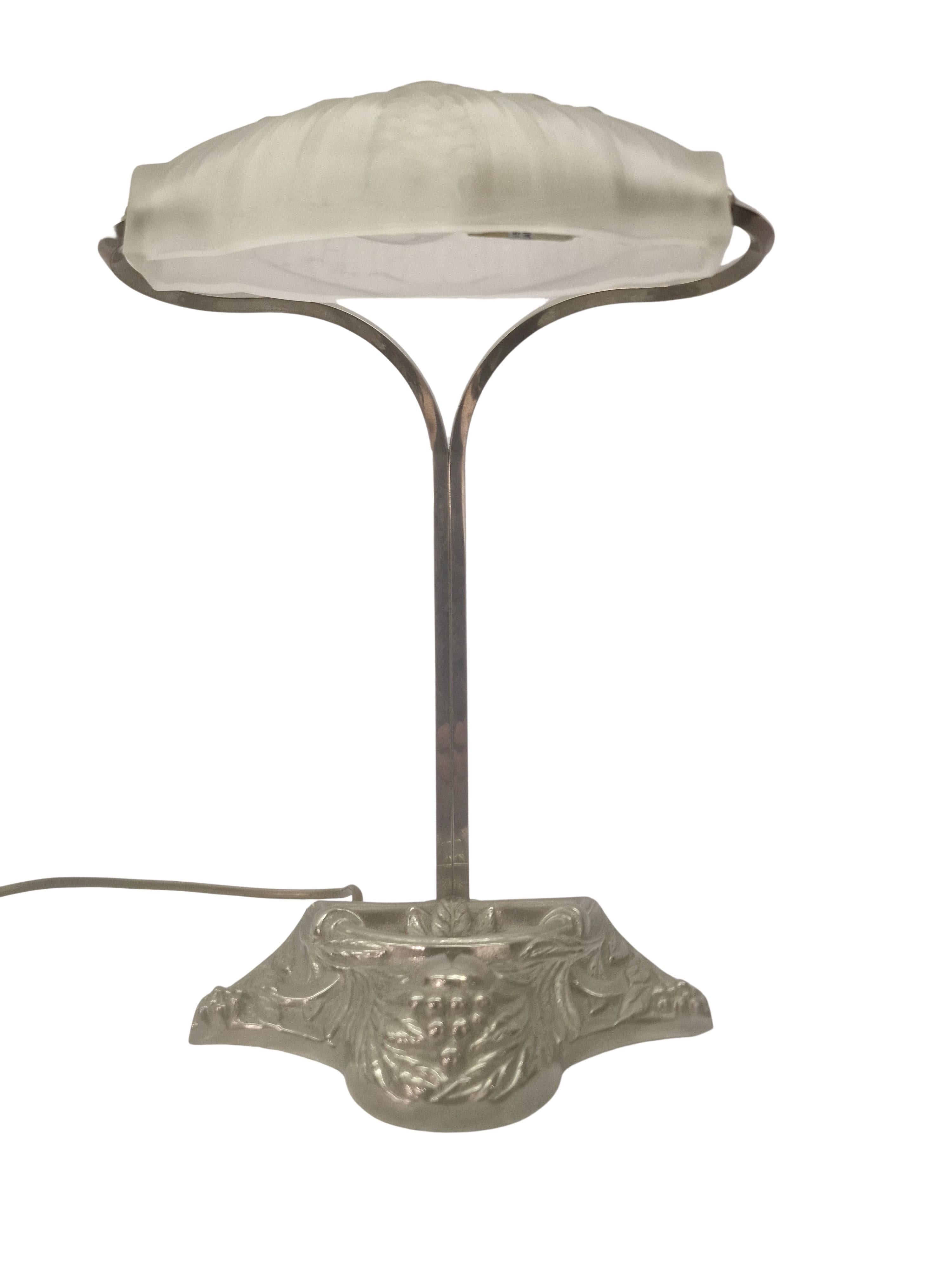 Charmante lampe de table ancienne Art déco originale, années 1940, Italie en vente 2