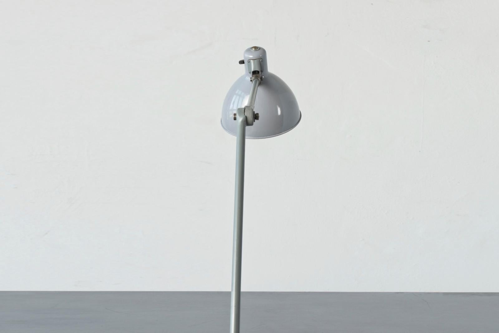 Table Lamp attr. to Bag Turgi in light grey, Switzerland - 1935 For Sale 6