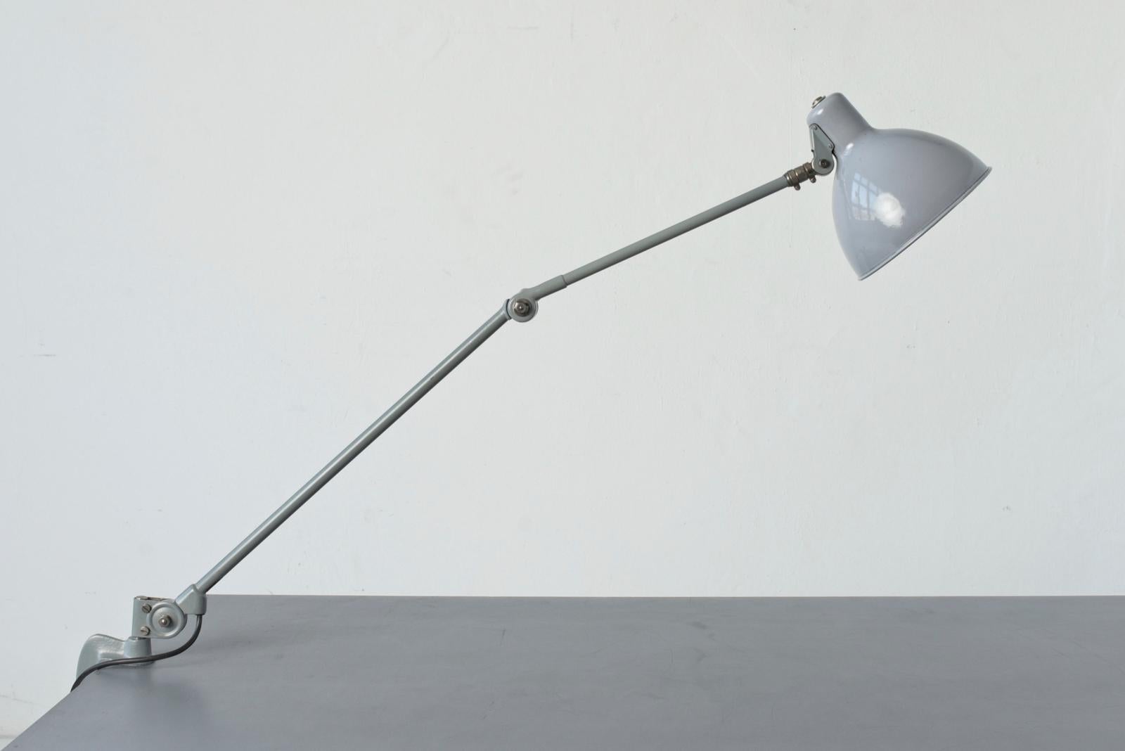 Table Lamp attr. to Bag Turgi in light grey, Switzerland - 1935 For Sale 8