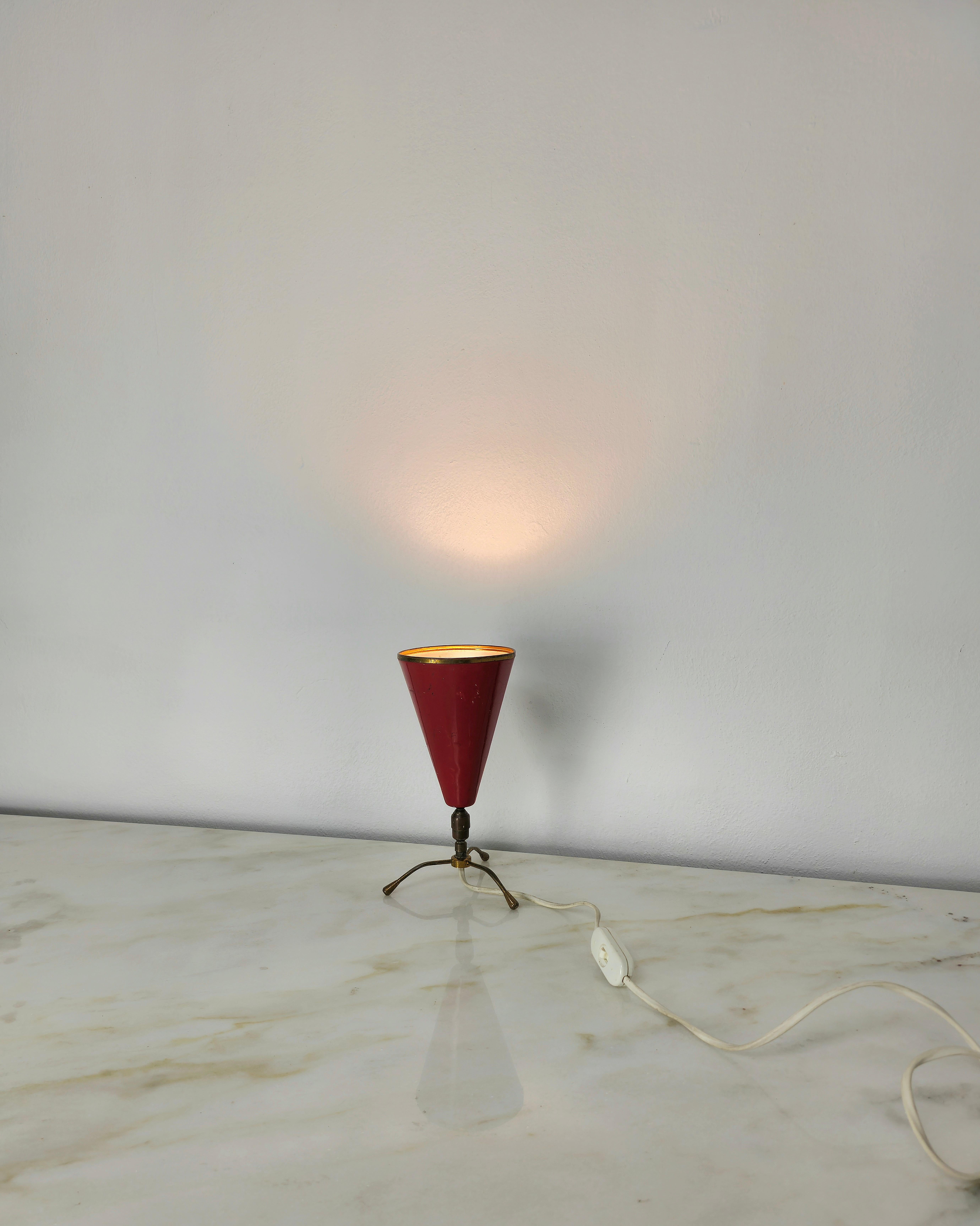 Table Lamp Attributable to Arredoluce Brass Aluminum Midcentury, Italy, 1950s In Fair Condition For Sale In Palermo, IT