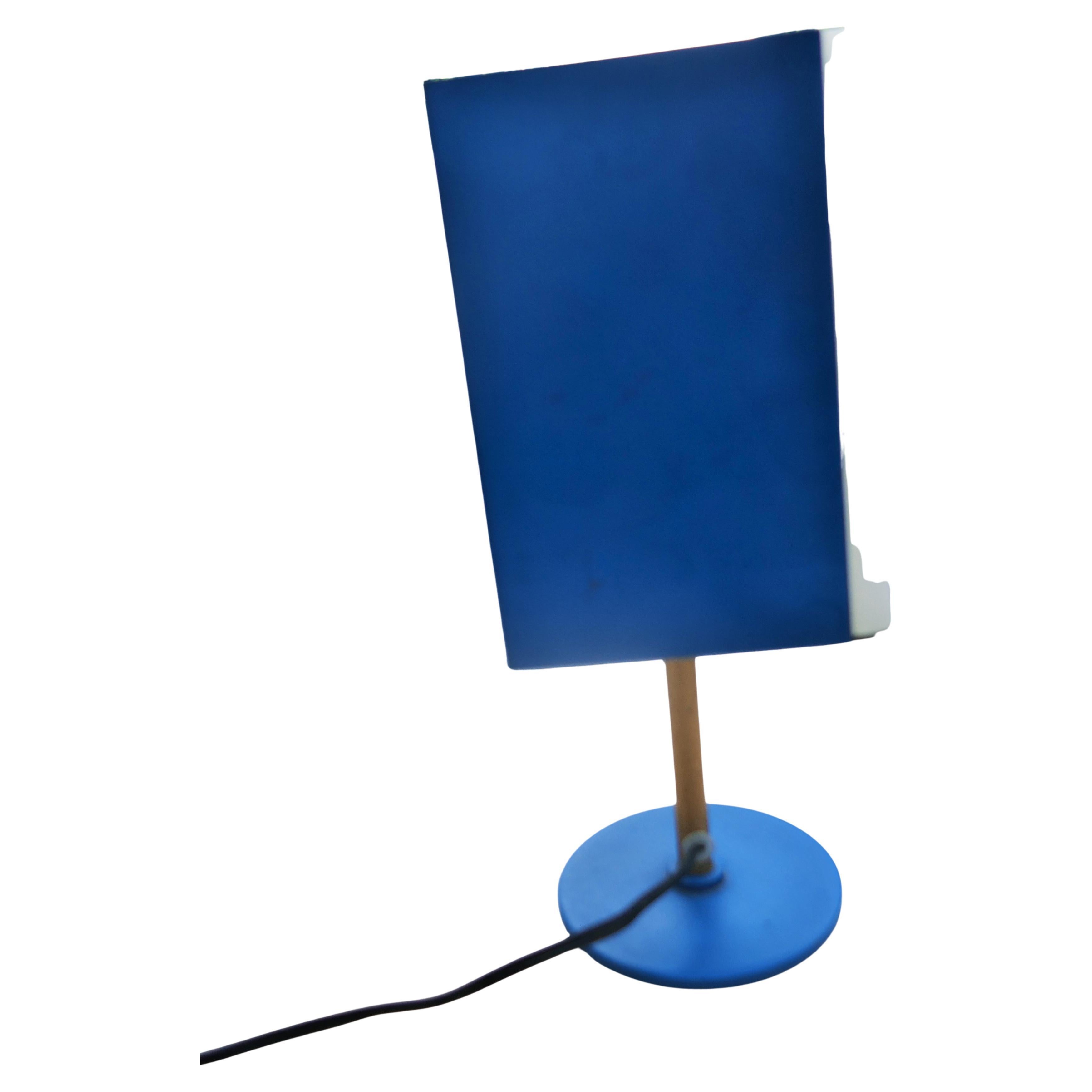 Métal Table lamp attributed to a Stilux production en vente