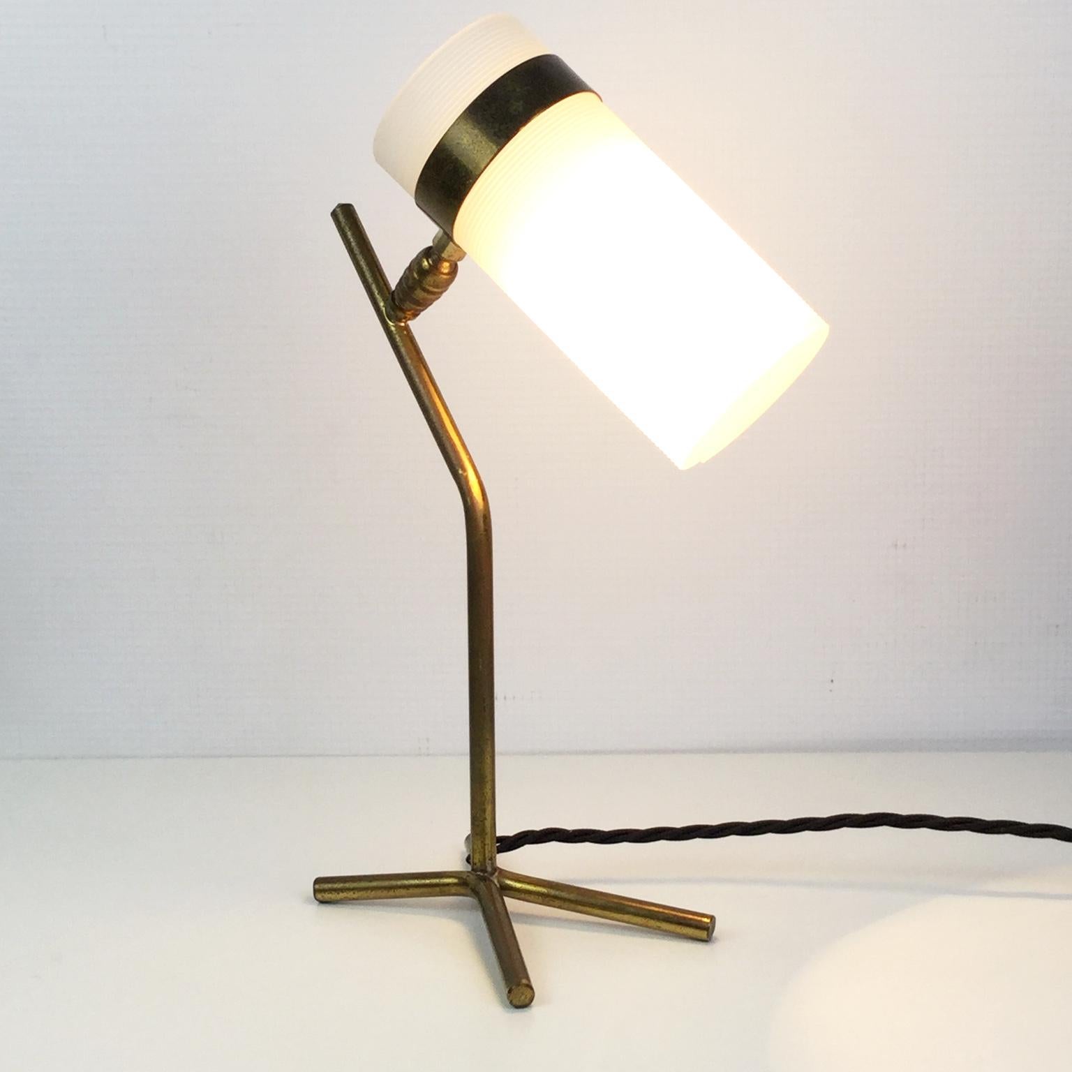 Lampe de table attribuée à Pierre Guariche et Jean Boris Lacroix France années 1950 Bon état - En vente à London, GB