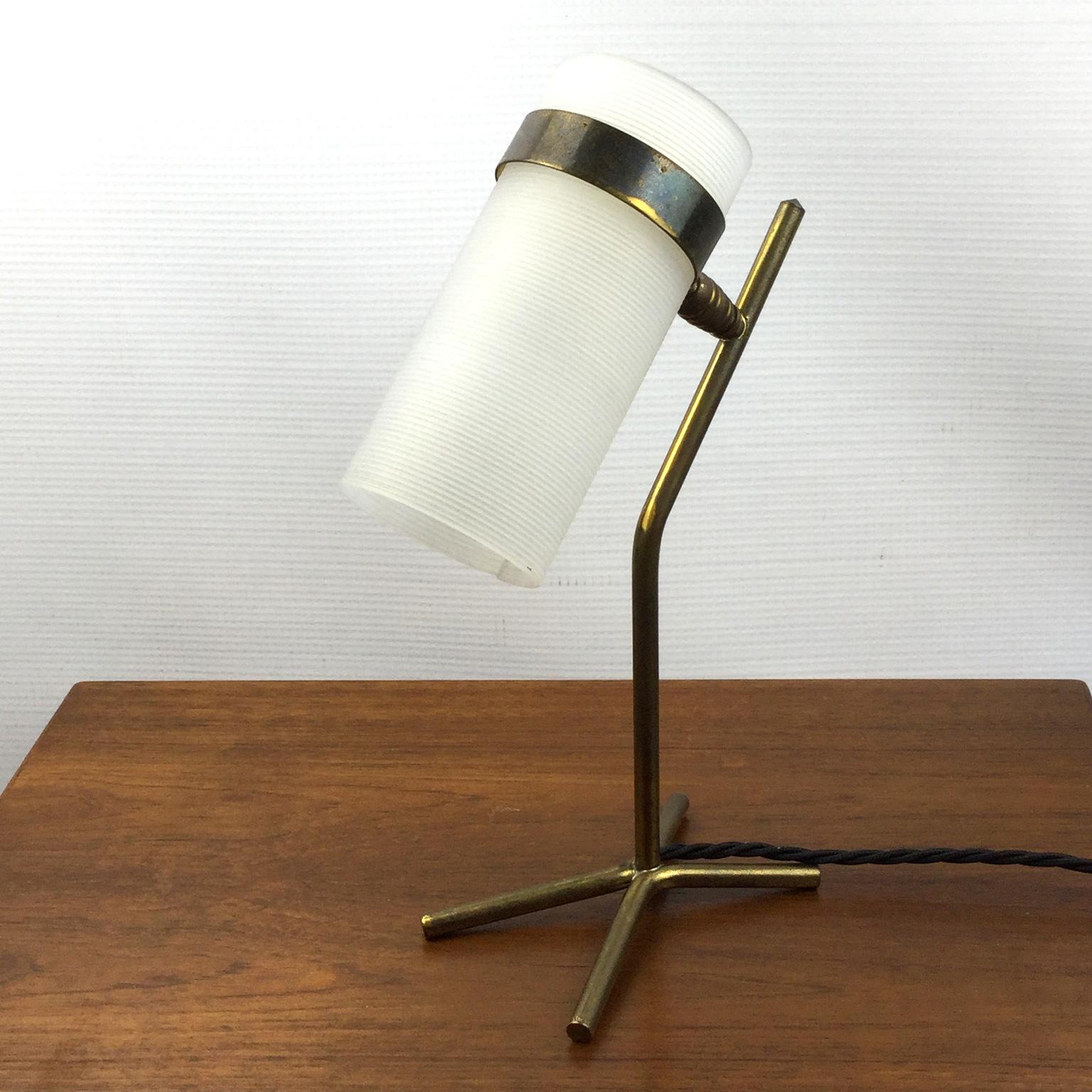 Lampe de table attribuée à Pierre Guariche et Jean Boris Lacroix France années 1950 en vente 1
