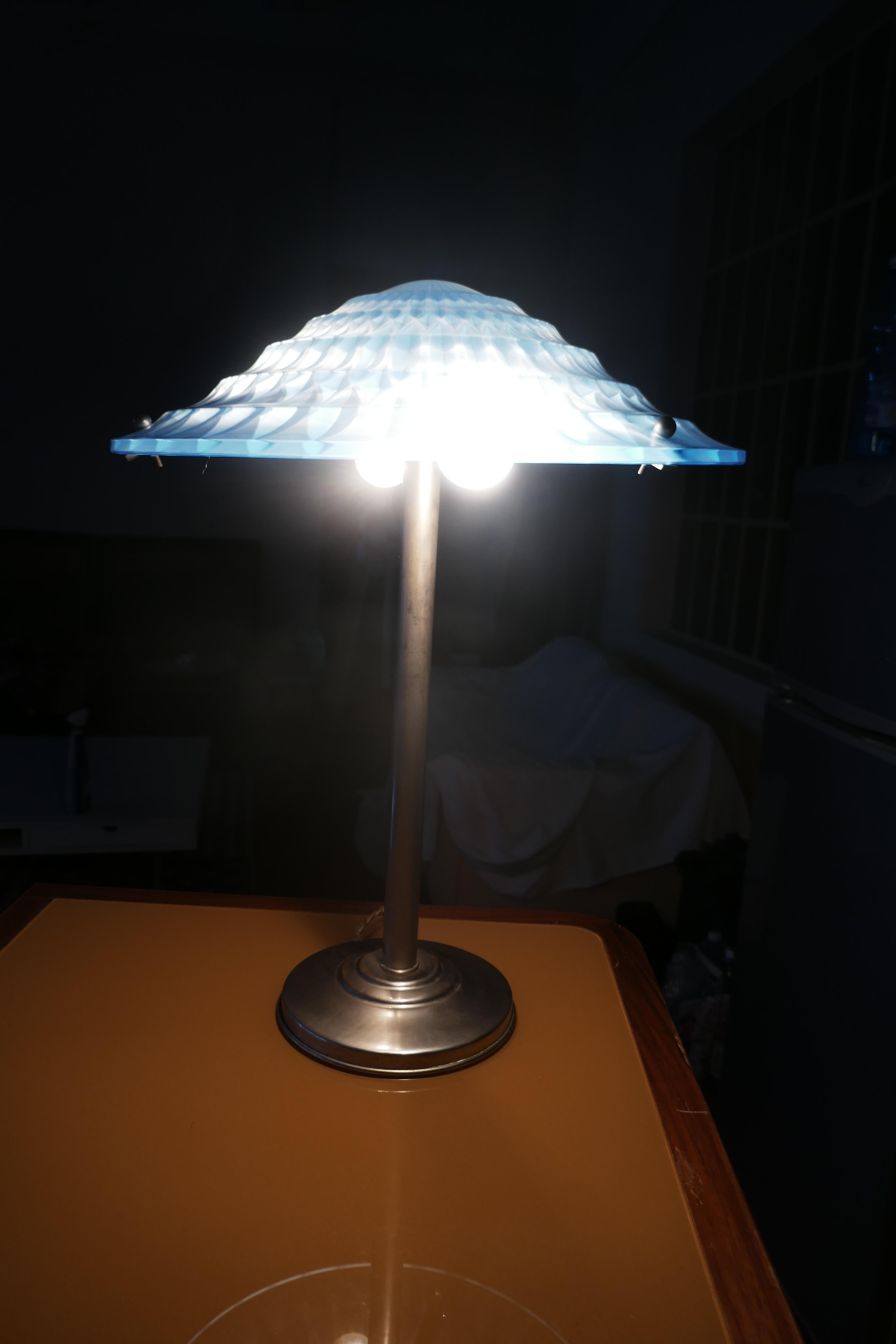 Tischlampe, Rene Lalique zugeschrieben im Angebot 3