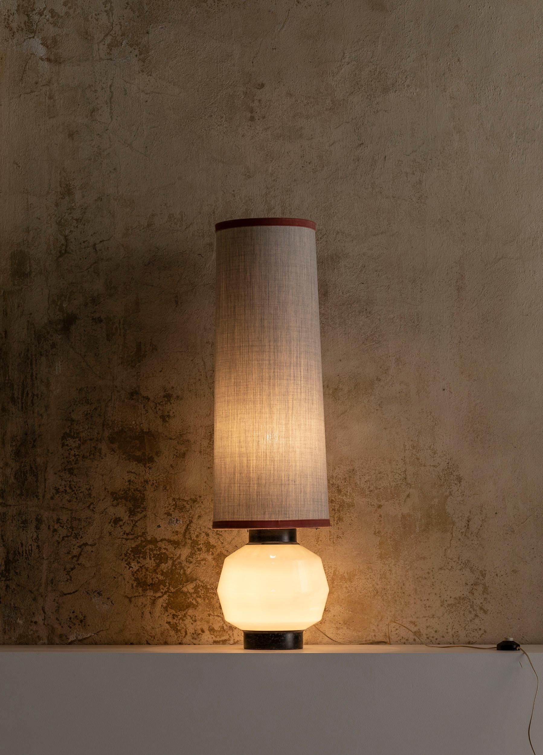 Table Lamp Attributed to Stilnovo 8