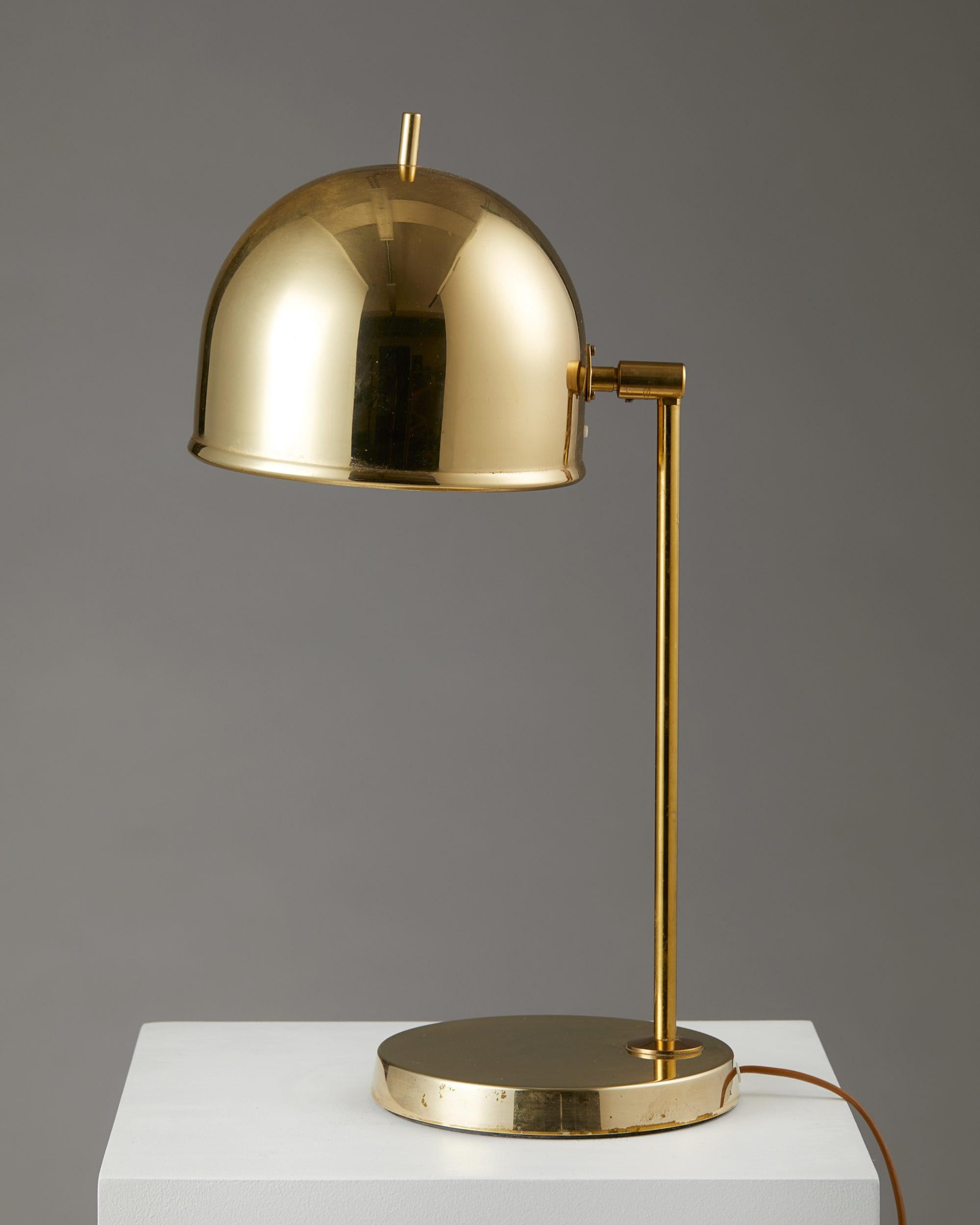 Scandinavian Modern Table lamp B-075, anonymous, for Bergboms, Sweden, 1960s For Sale