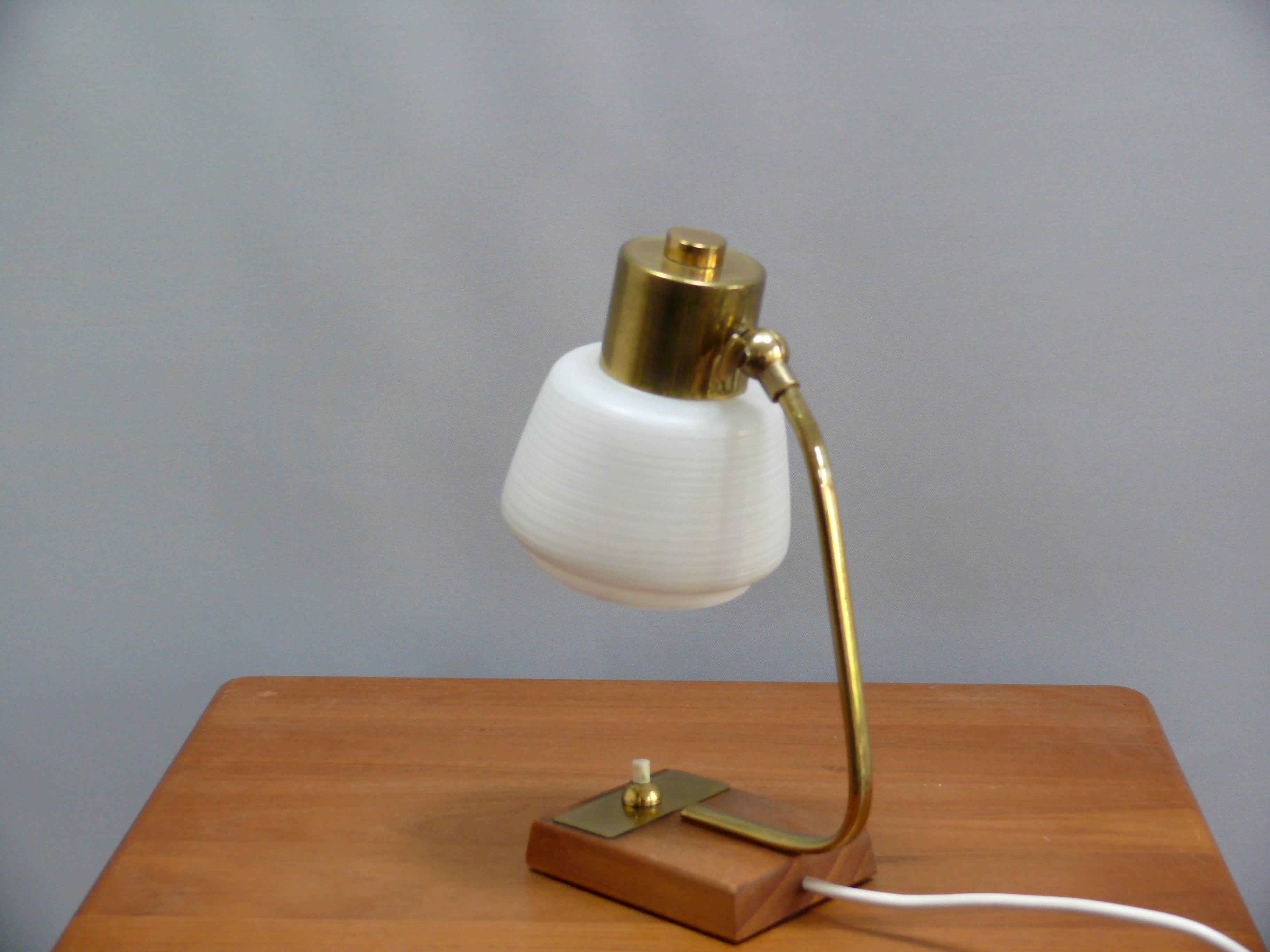 Table lamp, bedside lamp - glass, brass, teak - Germany, 1960s In Good Condition For Sale In Schwerin, MV