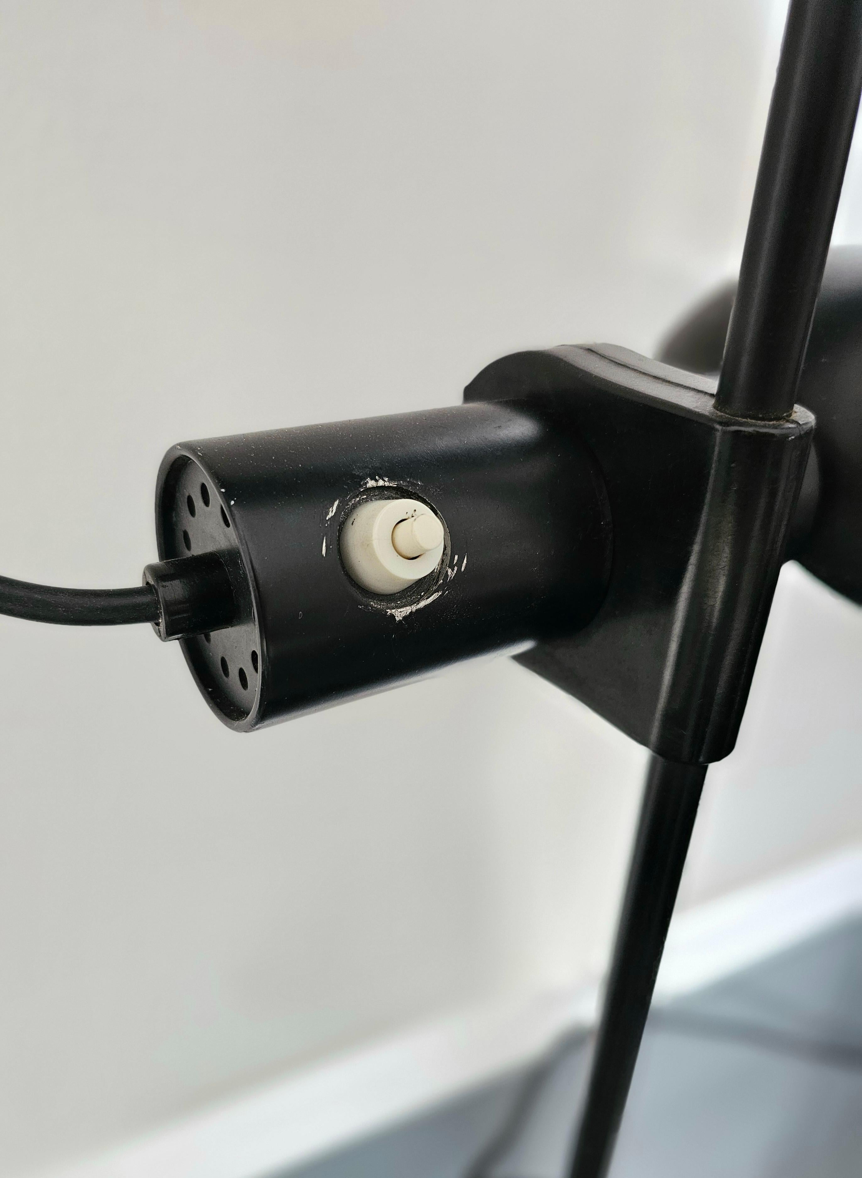 XX secolo Lampada da tavolo Black di Barbieri & Marianelli Mid-century Design Italia 1960 in vendita