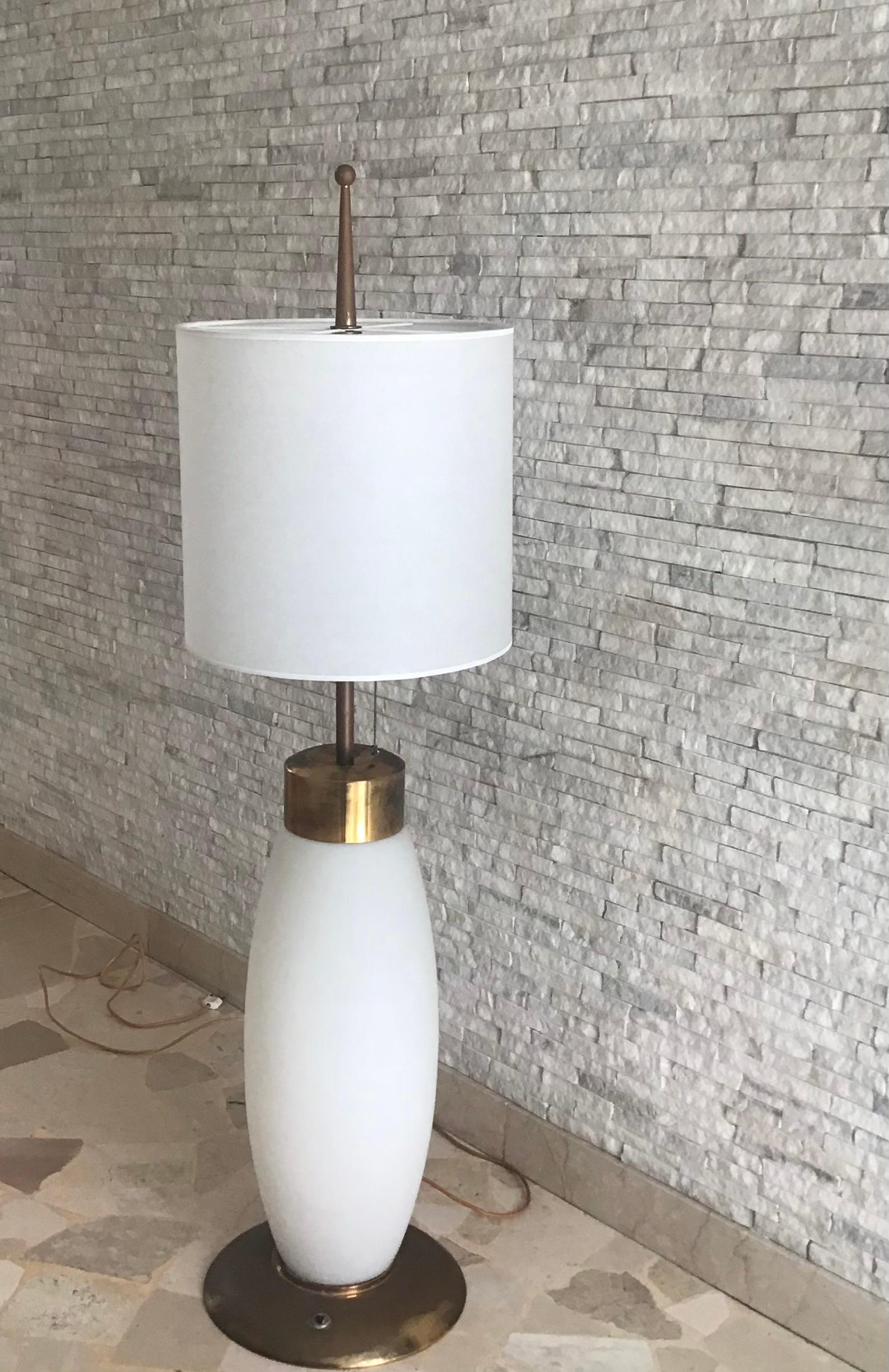 Mid-20th Century Table Lamp Brass Opaline Glass 1950 Italy
