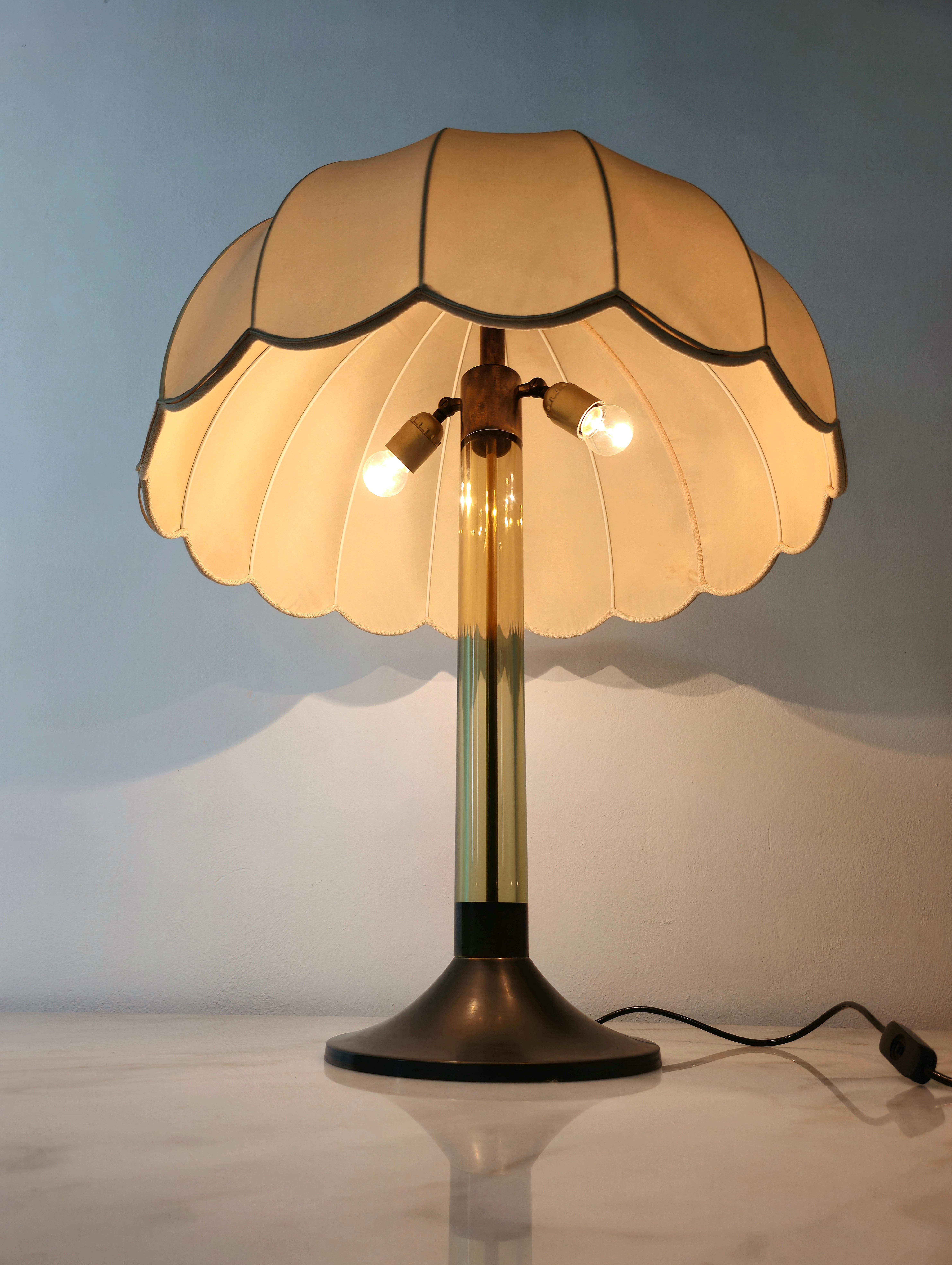 Table lamp Brass Plexiglass Fabric Midcentury Italian Design 1960s In Good Condition For Sale In Palermo, IT
