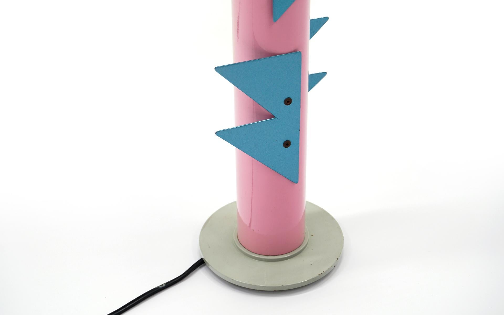 Table Lamp by Alessandro Mendini for Studio Alchimia, Italy, 1980s, Pink & Blue In Good Condition For Sale In Kansas City, MO