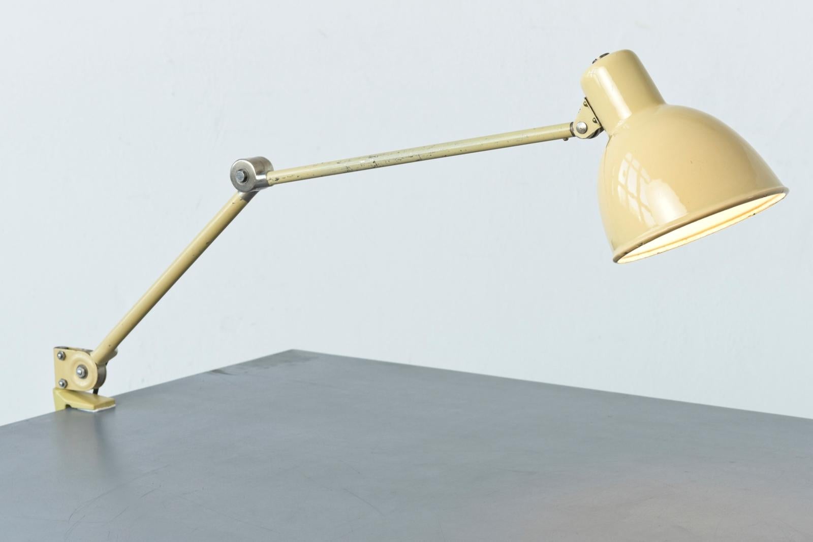 Tischlampe von Bag Turgi in Beige, Schweiz – 1935  im Angebot 4