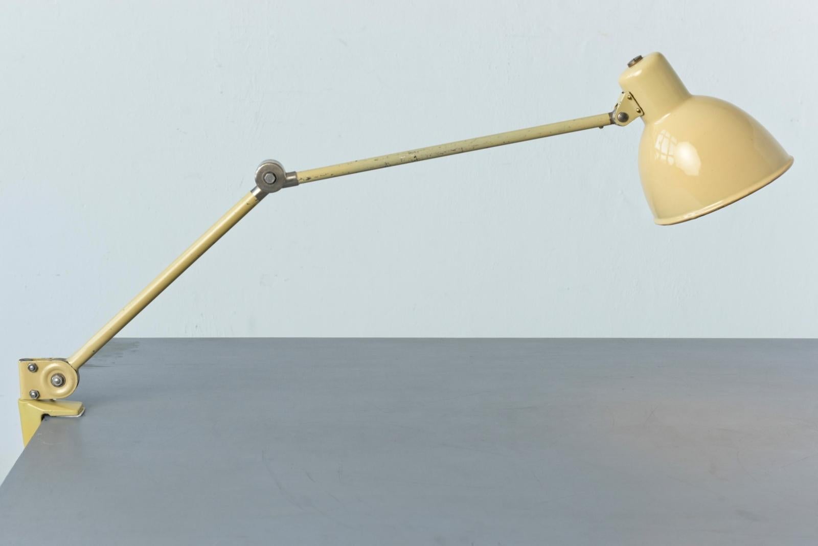 Tischlampe von Bag Turgi in Beige, Schweiz – 1935  im Angebot 5
