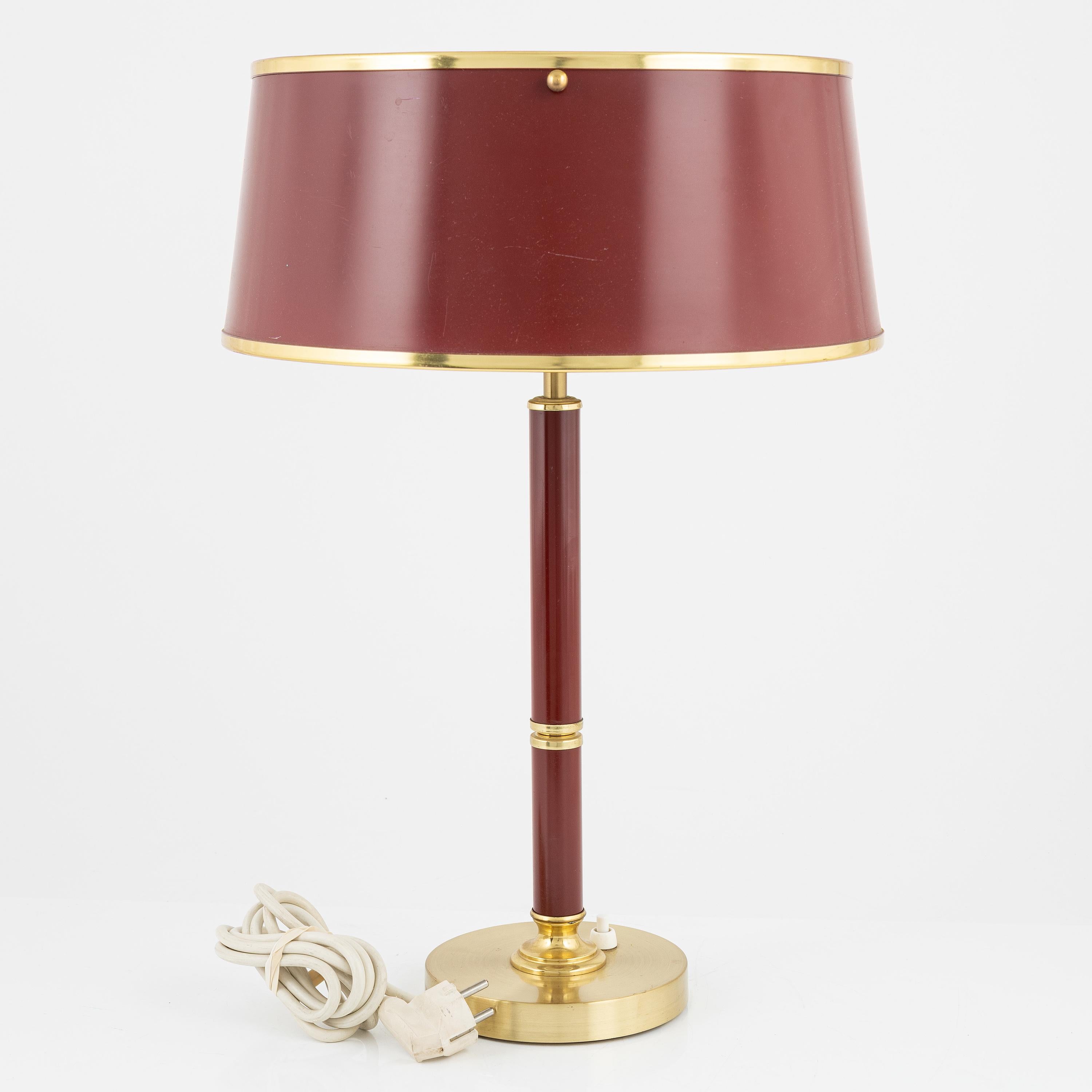 20th Century  Borens table lamp Model 8423 red lacquer Sweden 1970 For Sale