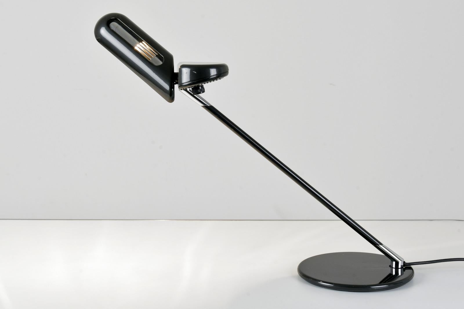 Table Lamp by Bruno Gecchelin for Arteluce, Italy - 1979 In Good Condition For Sale In Berlin, DE