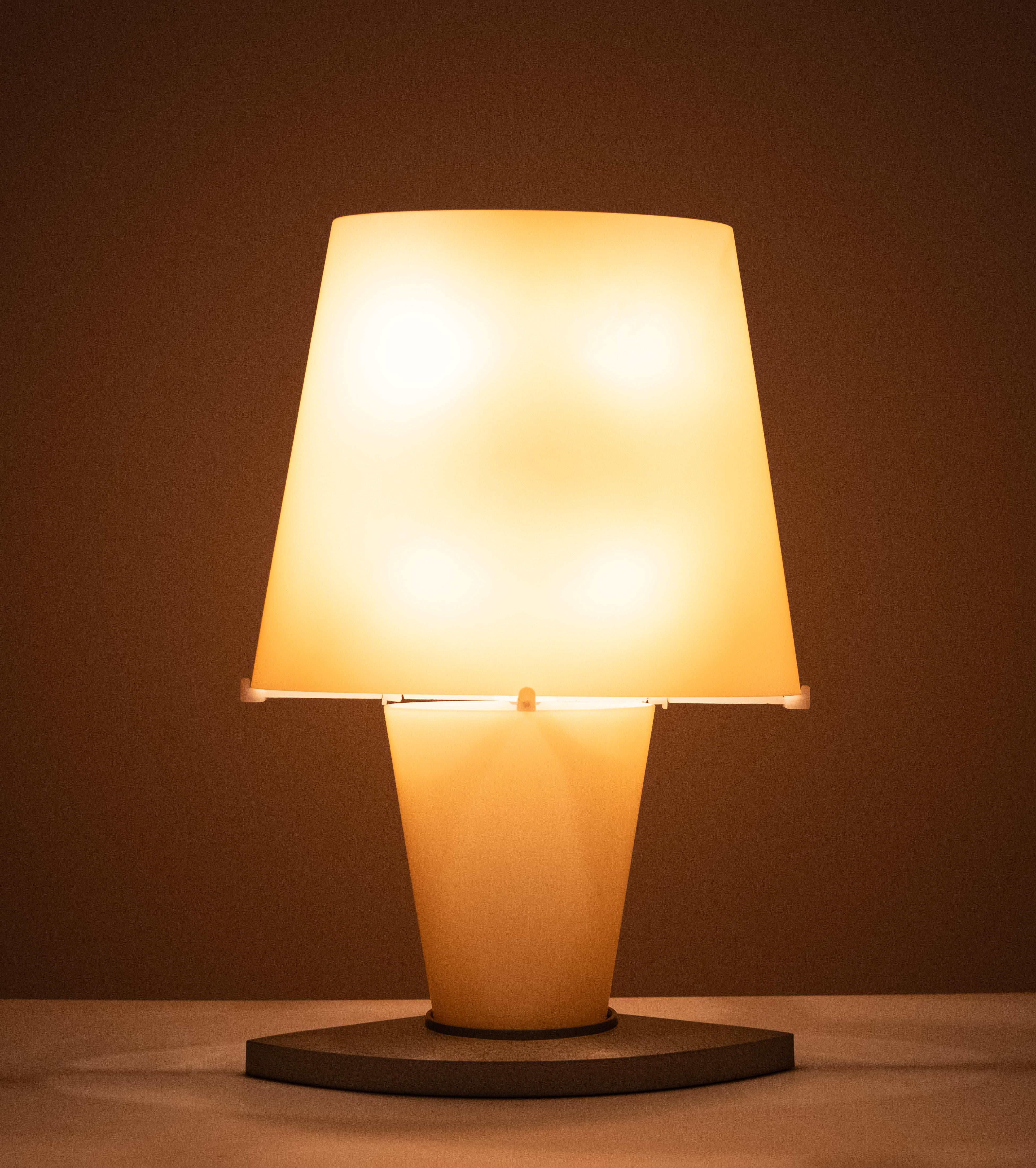 Table Lamp by Daniela Puppa for Fontana Arte, 1990 Italy For Sale 9