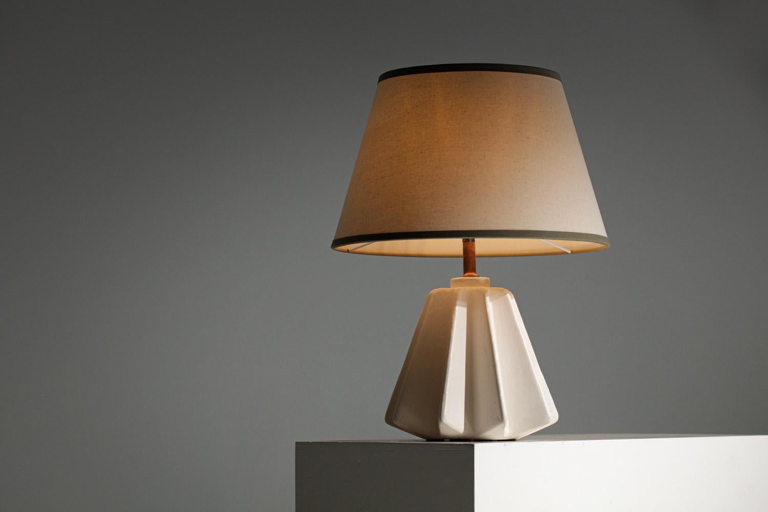 Tischlampe aus weißem Gips von Donna für Danke Galerie, DONNA im Zustand „Neu“ im Angebot in Ternay, Auvergne-Rhône-Alpes