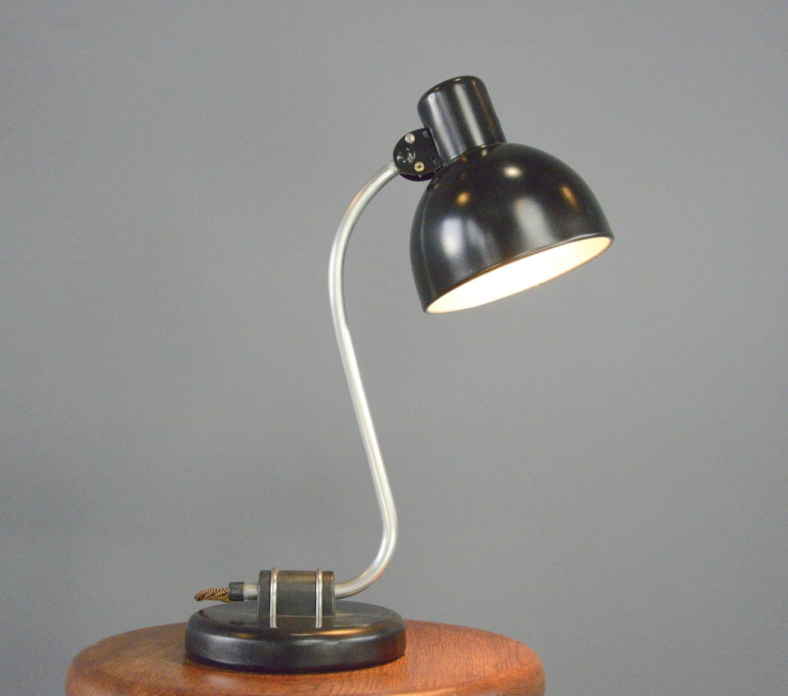 Lampe de table par E. Kloepfel & Sohn Circa 1930s en vente 2