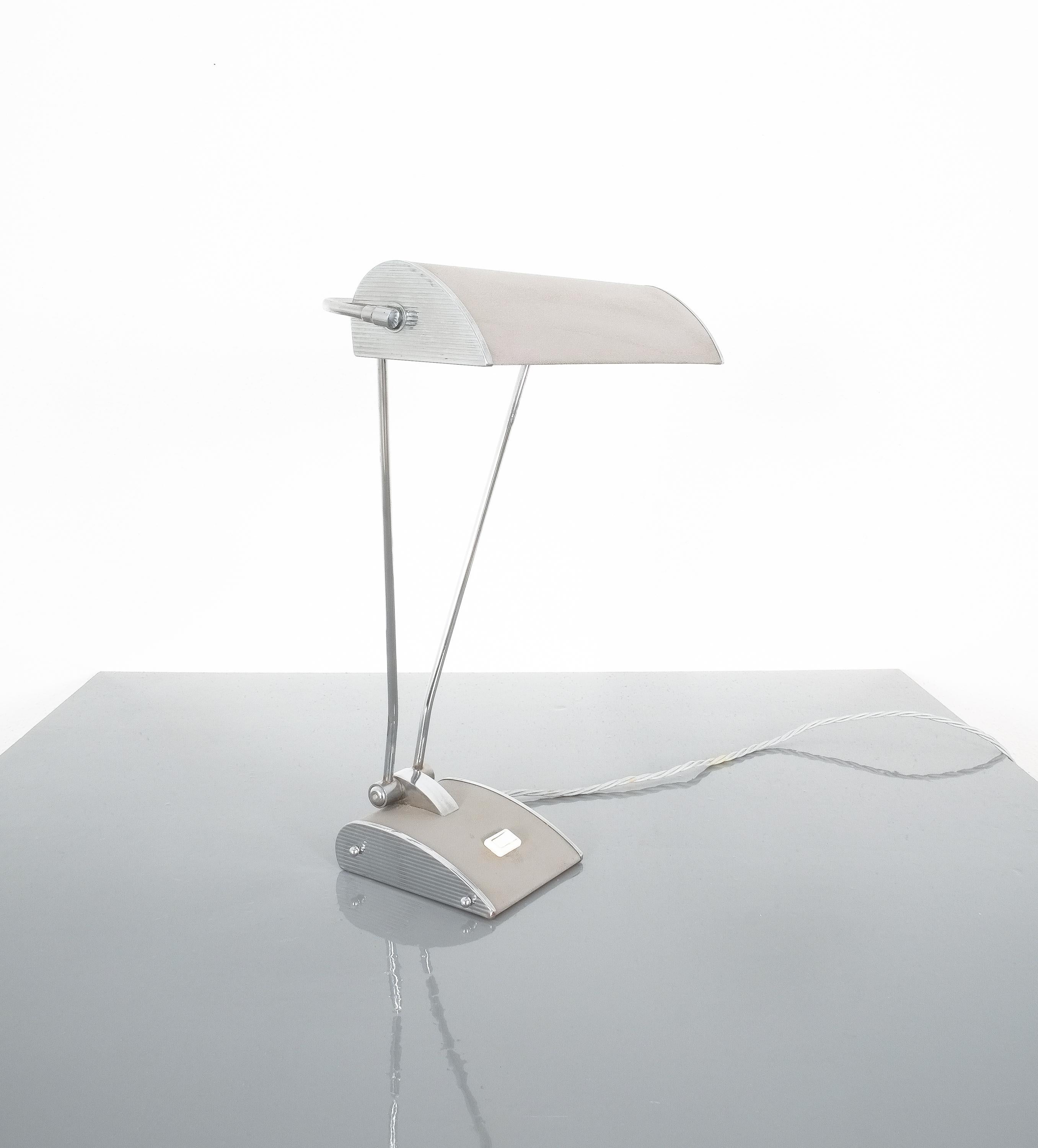 eileen gray table lamp