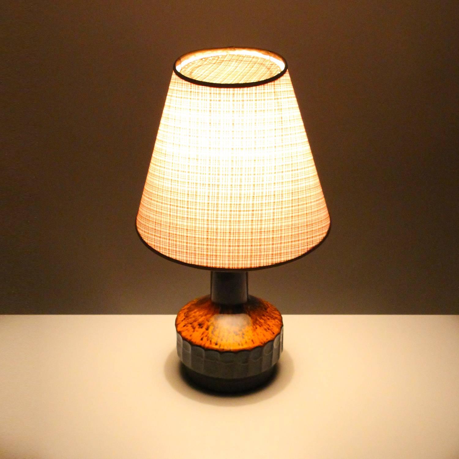 Table Lamp by Ernst Keramik, 1970s, Gorgeous Stoneware Table Lamp with Shade In Excellent Condition For Sale In Frederiksberg, DK