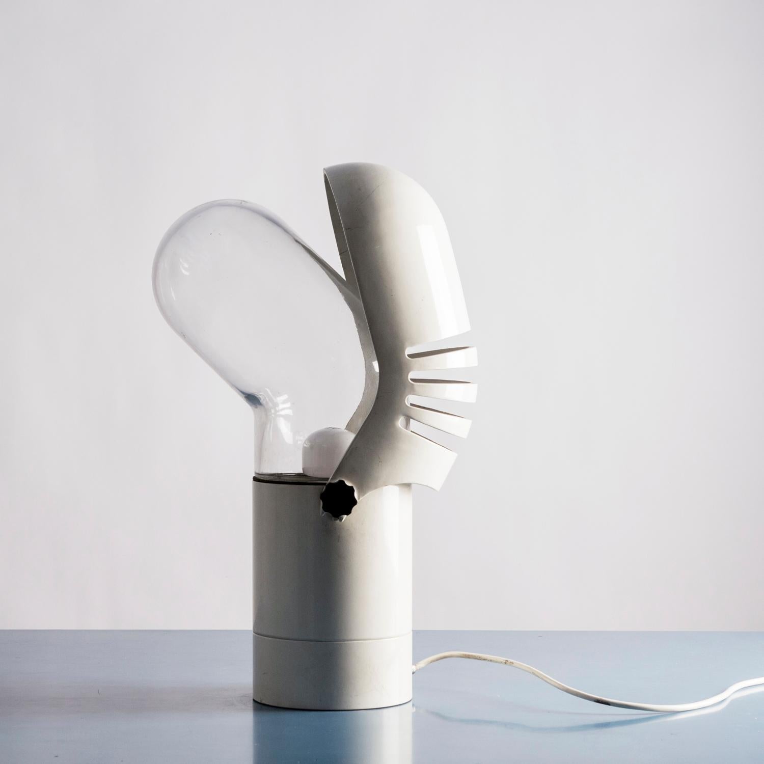 Table Lamp by Ezio Didone in White Painted Aluminum and Clear Glass, 1970s In Good Condition In Milan, IT