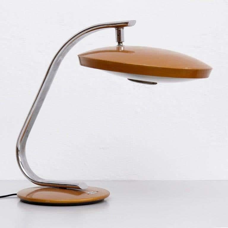 Mid-Century Modern Table Lamp by Fase For Sale
