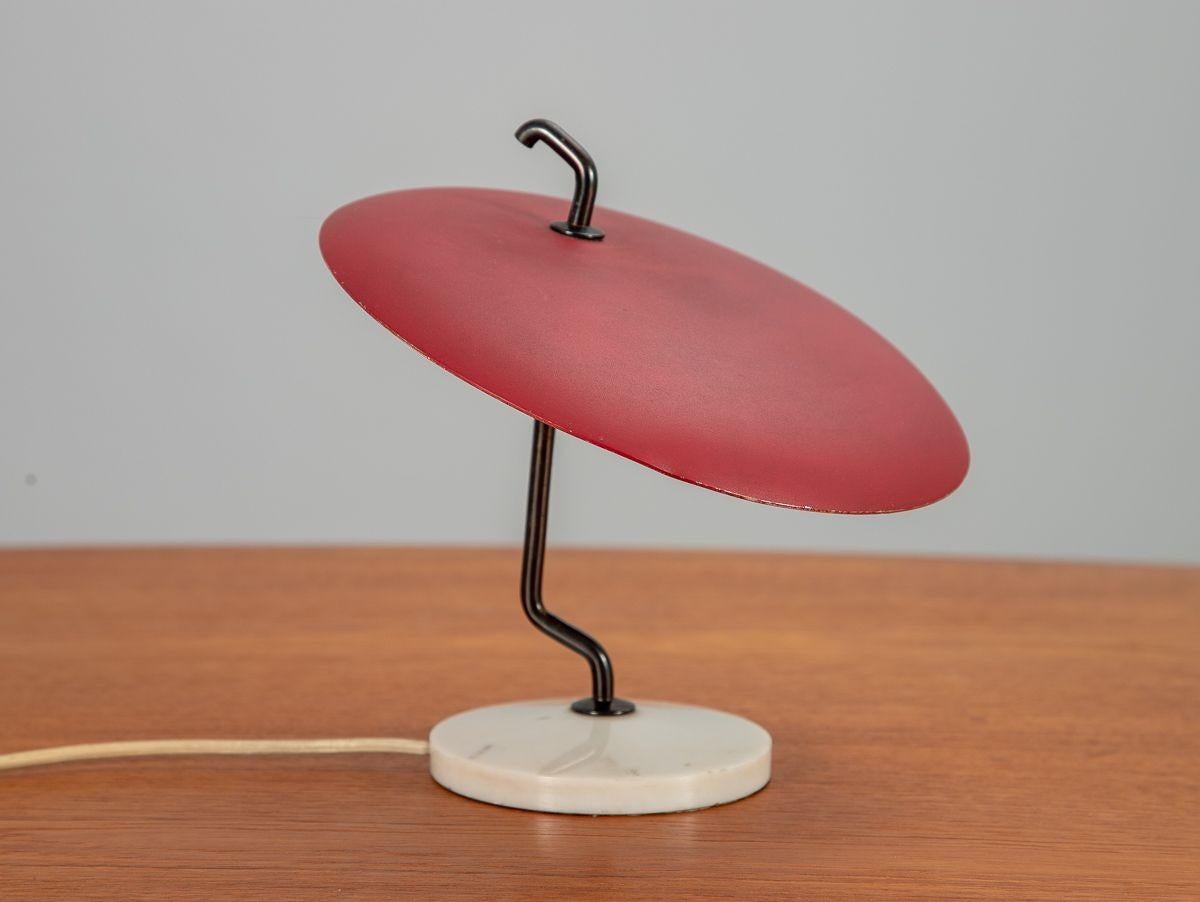 Tischlampe von Gino Sarfatti für Arredoluce (Moderne der Mitte des Jahrhunderts) im Angebot