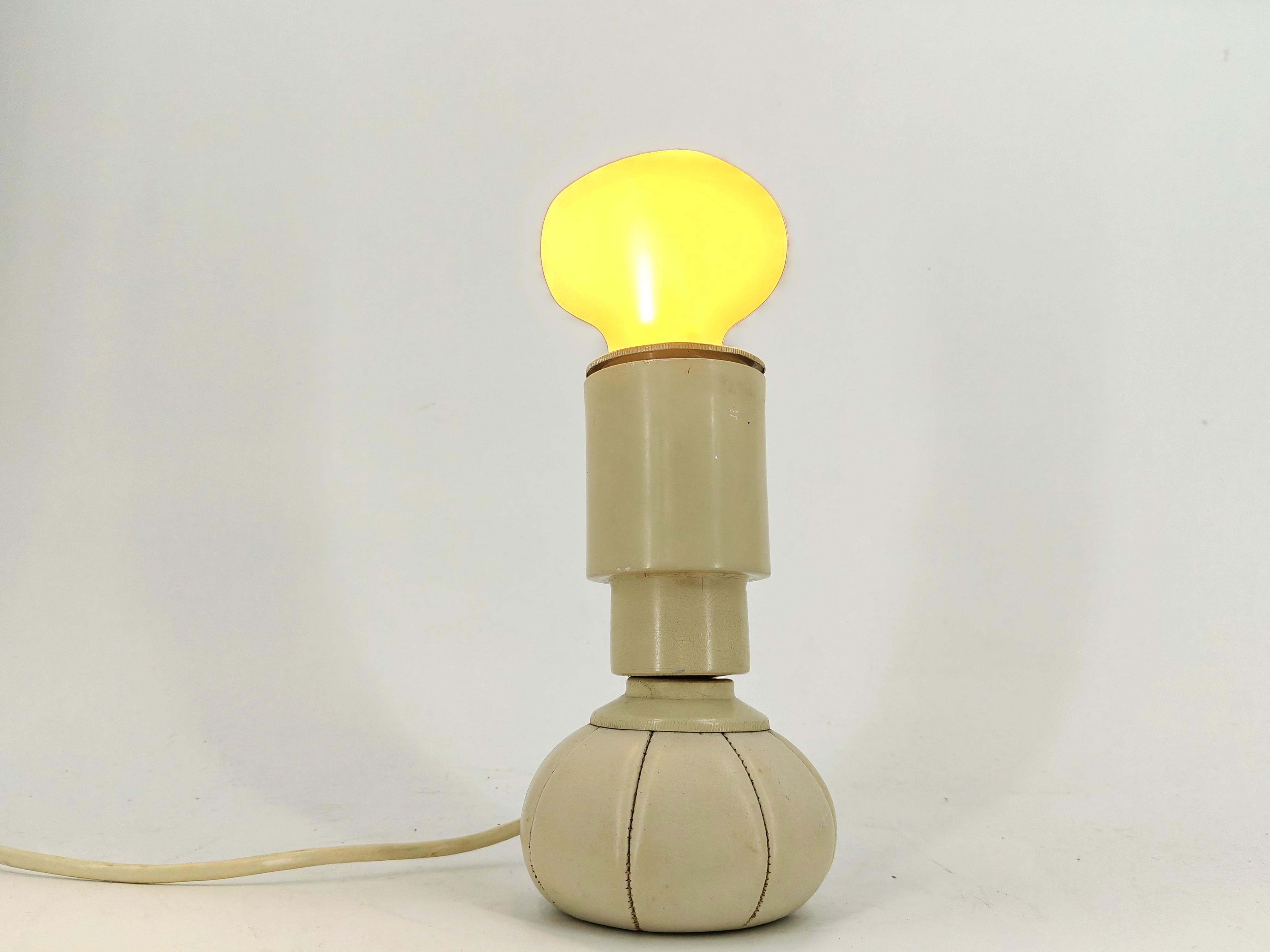 Lampada da tavolo di Gino Sarfatti for Arteluce, anni '60 In condizioni buone in vendita a Leuven, Vlaams Gewest