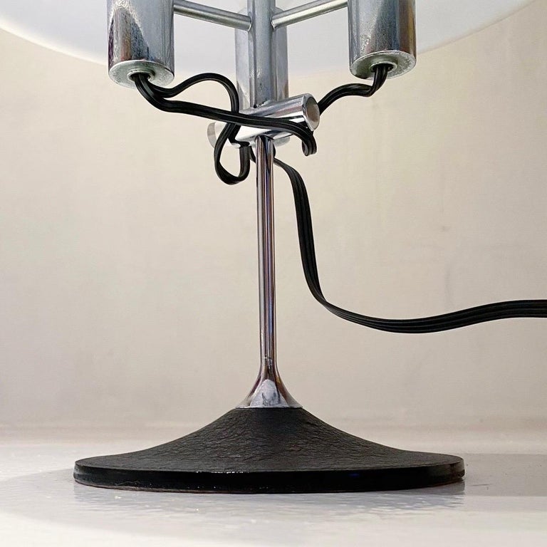Table Lamp by Gino Sarfatti for Stilux, Italy, 1970s In Good Condition For Sale In Haderslev, DK