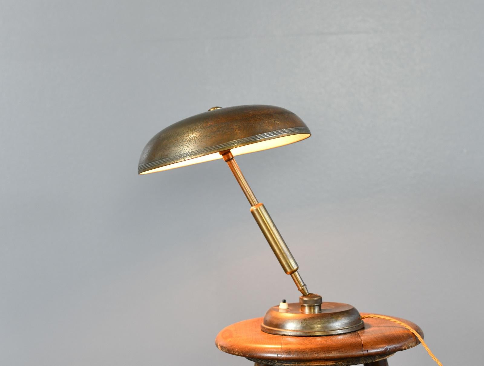 Table Lamp By Giovanni Michelucci For Lariolux Circa 1940s In Good Condition For Sale In Gloucester, GB