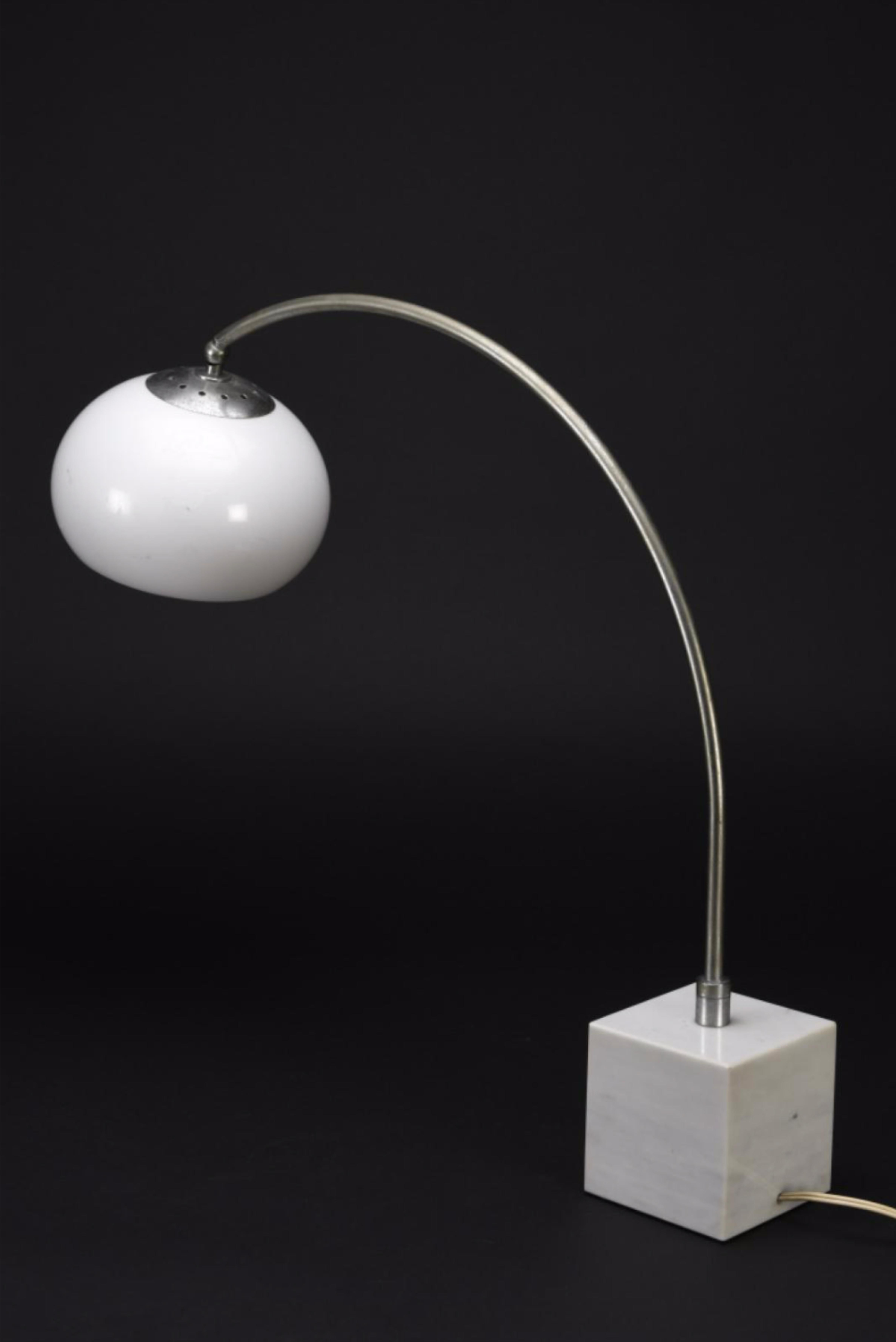 Mid-Century Modern Table Lamp by Goffredo Reggiani, Italy 60-70 Marble Opaline Glass Mid-Century For Sale