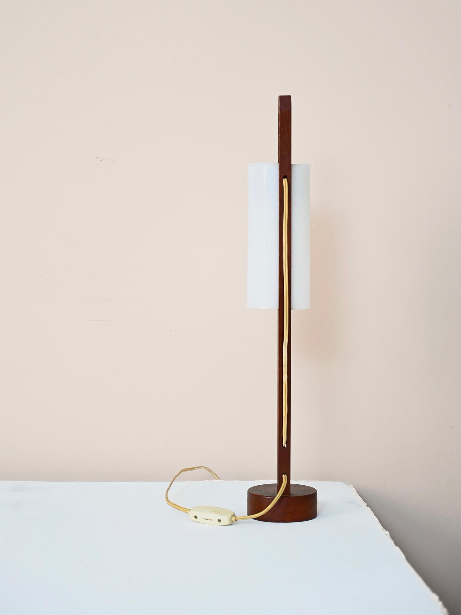 Bakelite Table lamp by Hans Agne Jakobsson for Markaryd For Sale