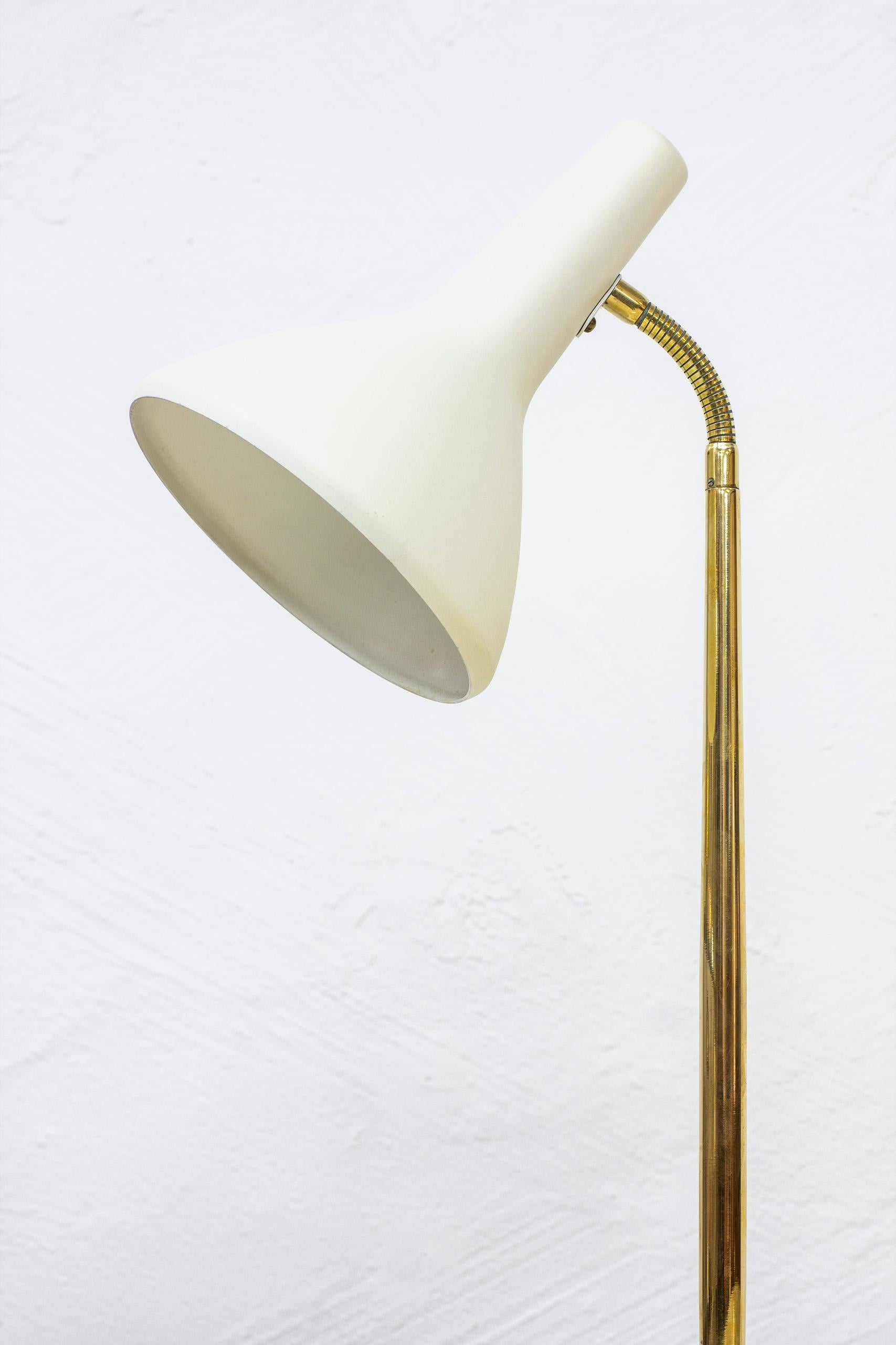 Scandinavian Modern Table Lamp by Harald Elof Notini for Böhlmarks, Sweden, 1940s
