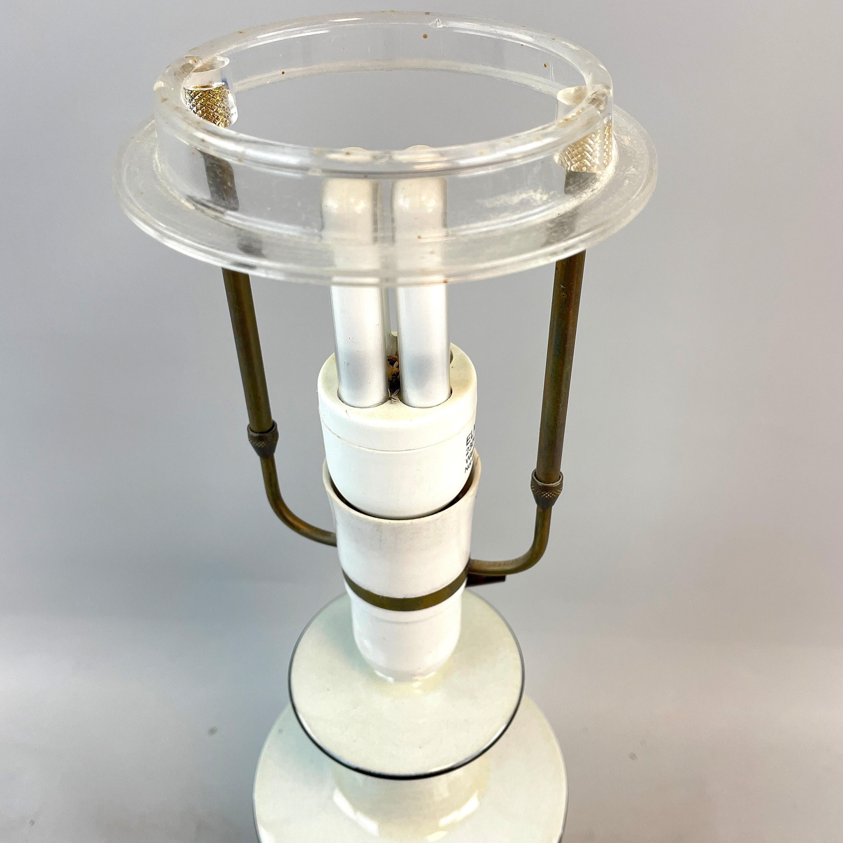 Danois Lampe de table Inge Lise Koefoed pour Fog and Morup Ceramic  Danemark 1960 Signé en vente