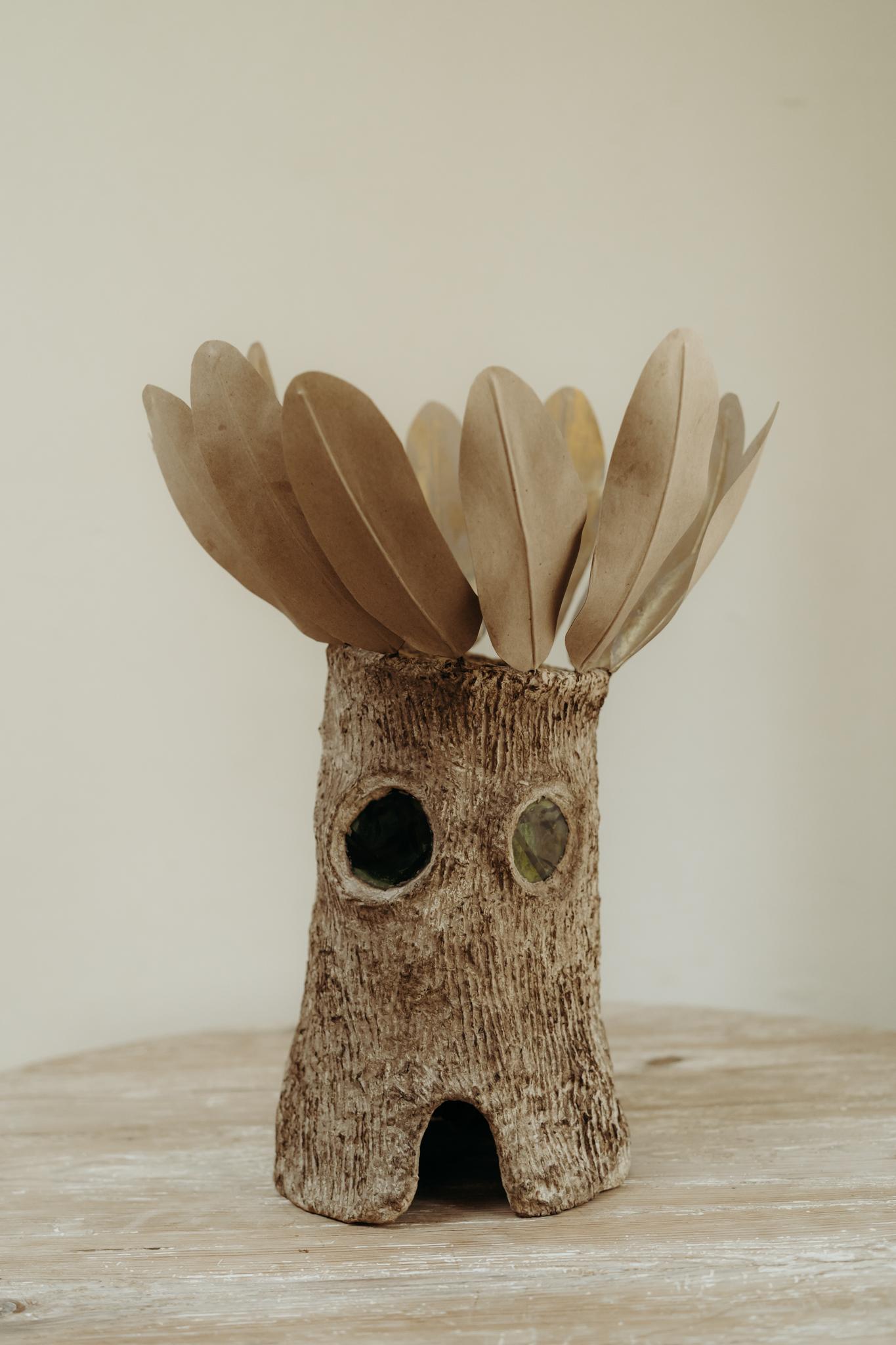 Iron table lamp by José Esteves For Sale