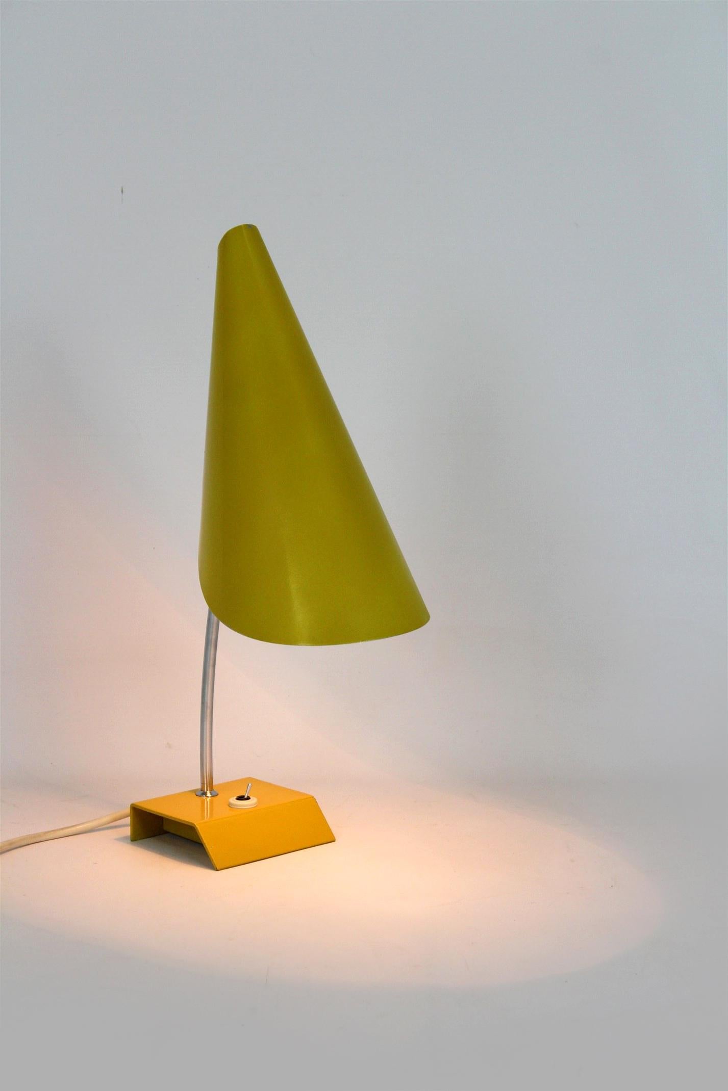 Lampada da tavolo di Josef Hurka per Napako, anni '60 in vendita 11