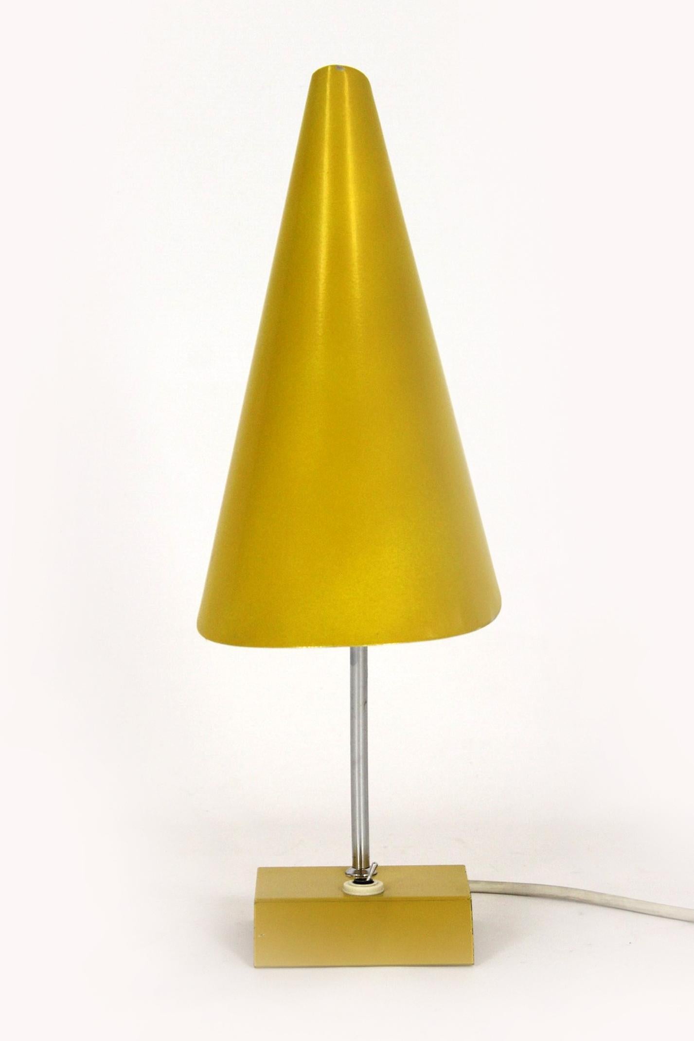 Mid-Century moderno Lampada da tavolo di Josef Hurka per Napako, anni '60 in vendita