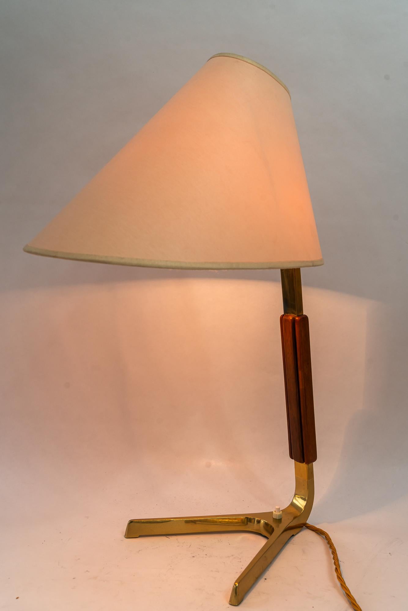 Table lamp by J.T. Kalmar Mod. 1197 Phönix 1950s For Sale 4