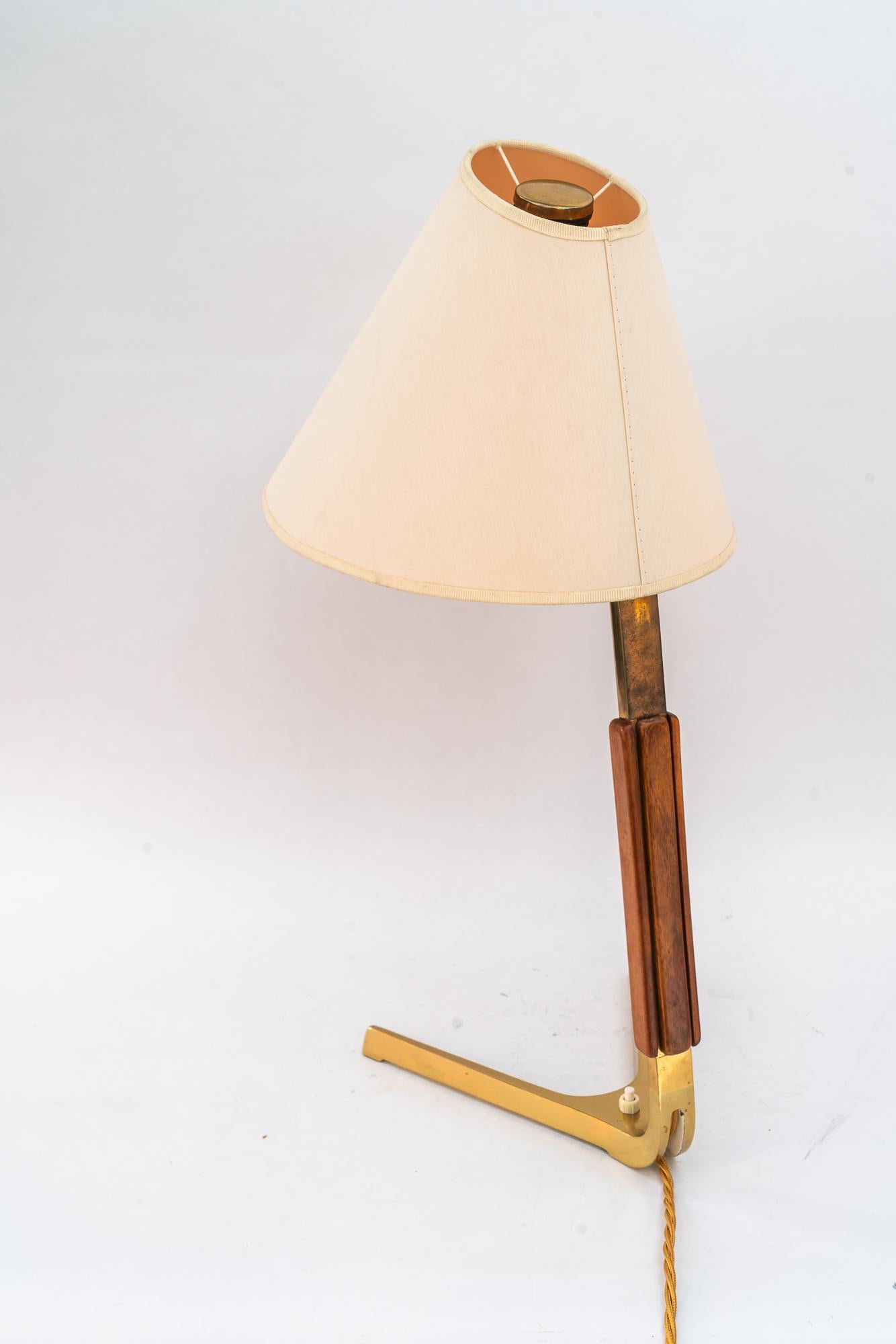 Table lamp by J.T. Kalmar Mod. 1197 Phönix 1950s
Original condition
The shade is replaced ( new )