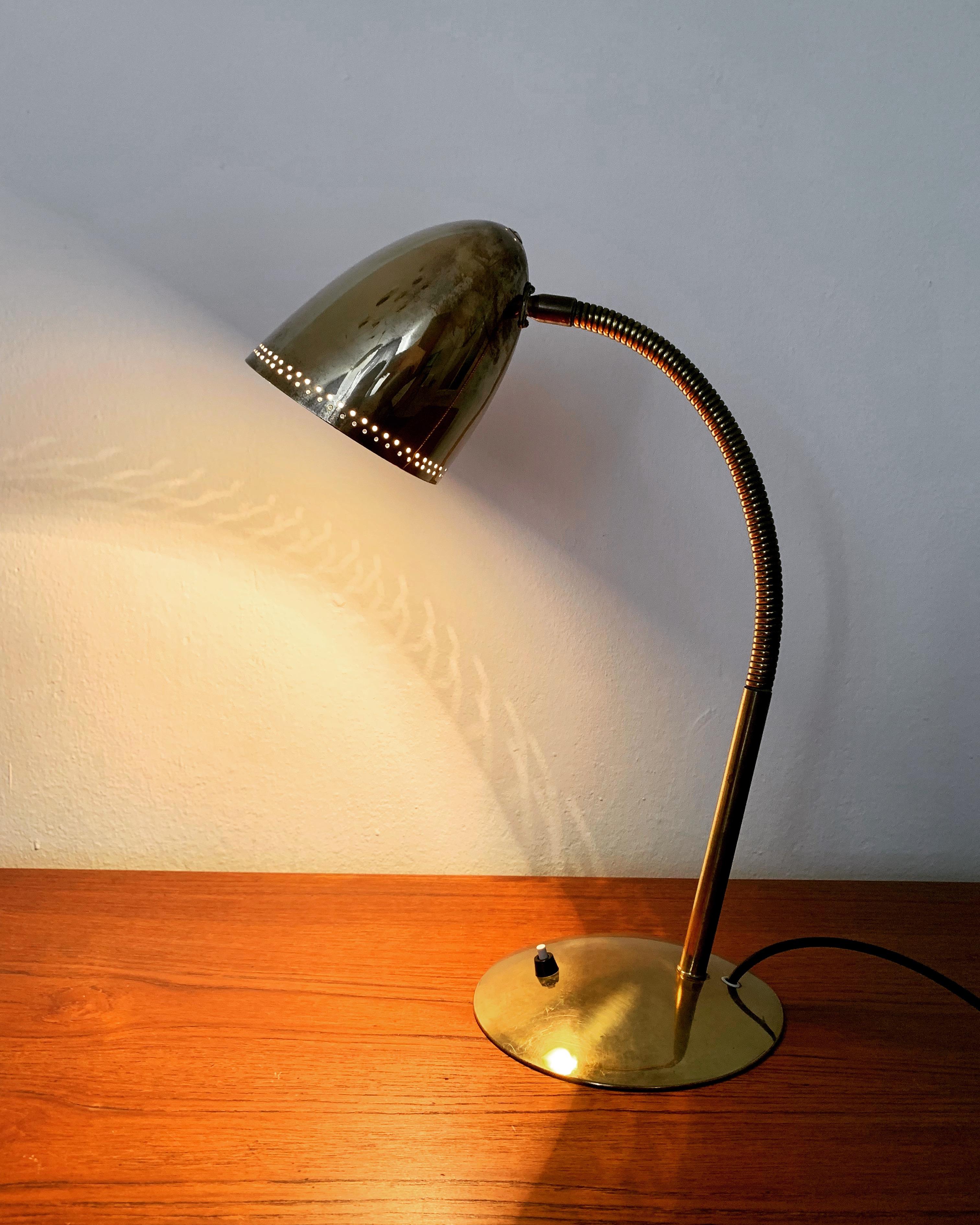 Table lamp by Kaiser Idell 6754 For Sale 2