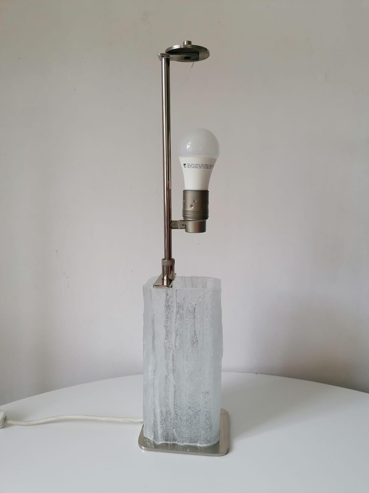 Tischlampe von Kalmar Wien mit beleuchtetem Eisglasständer im Angebot 7