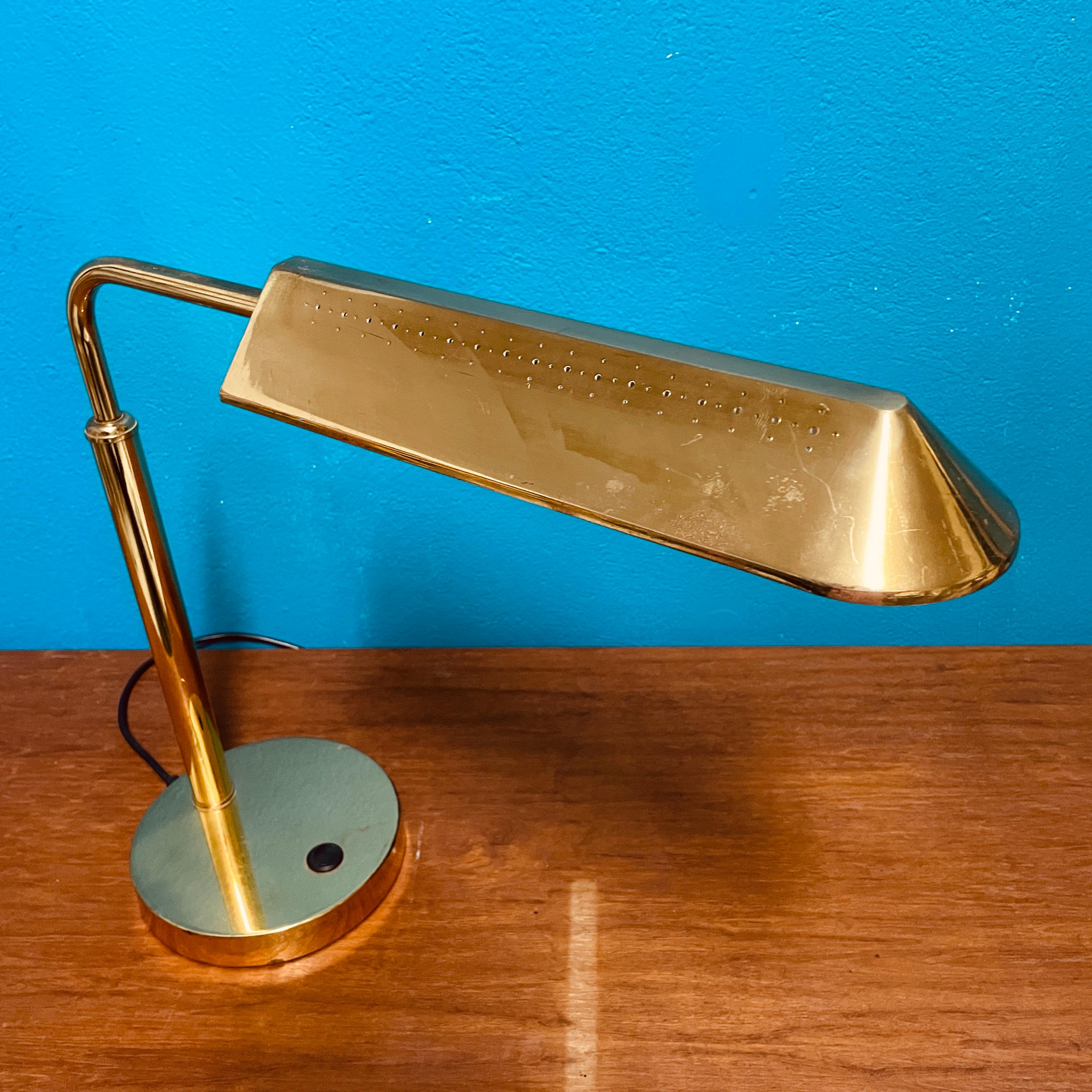 Table Lamp By KT-Valaistus Finland - Brass  For Sale 7