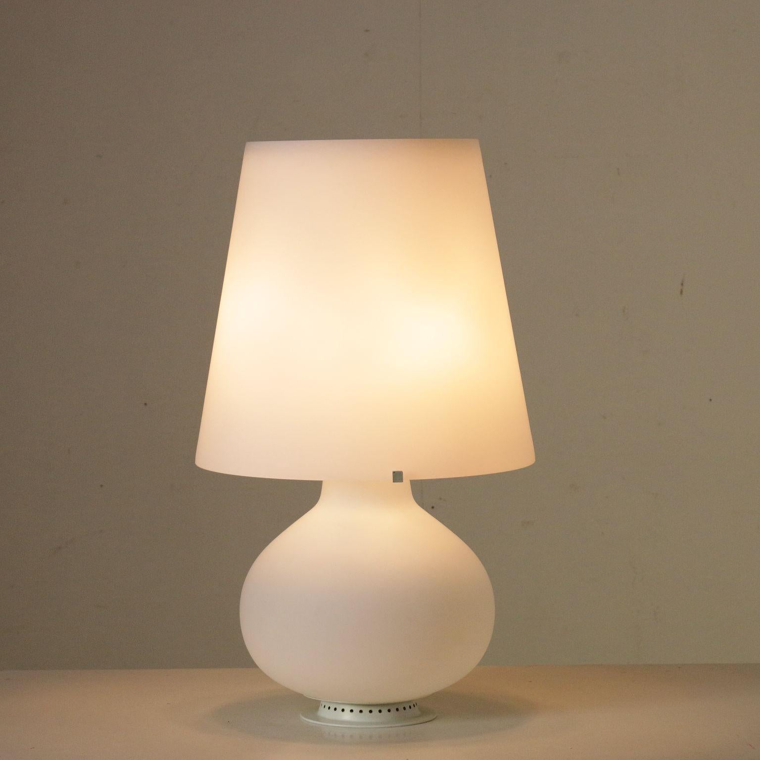 Mid-Century Modern Table Lamp by Max Ingrand for Fontana Arte Vintage, Italy, 1960s-1970s