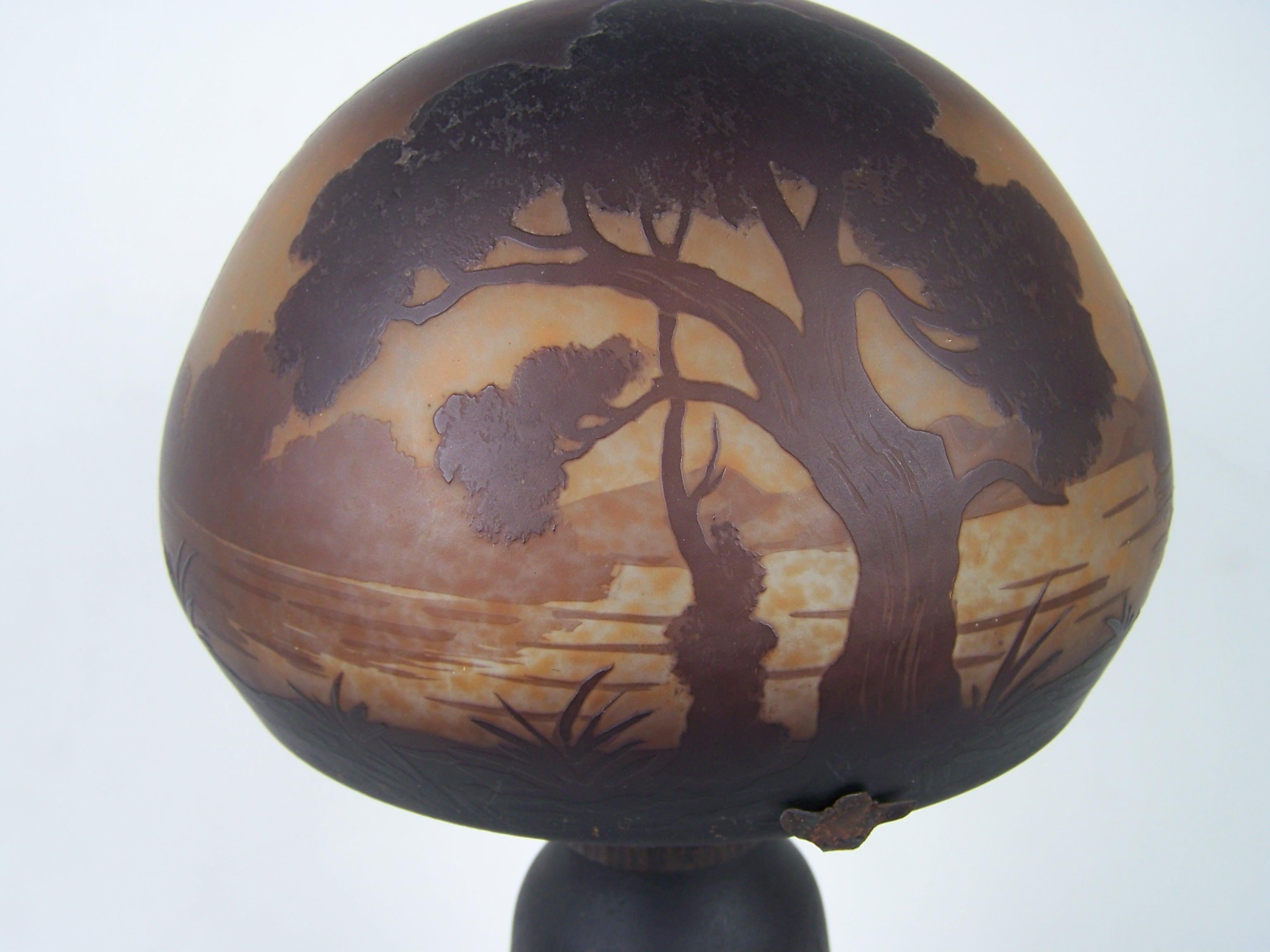 Table Lamp by Muller Frères from Lunéville In Excellent Condition For Sale In Zonhoven, BE