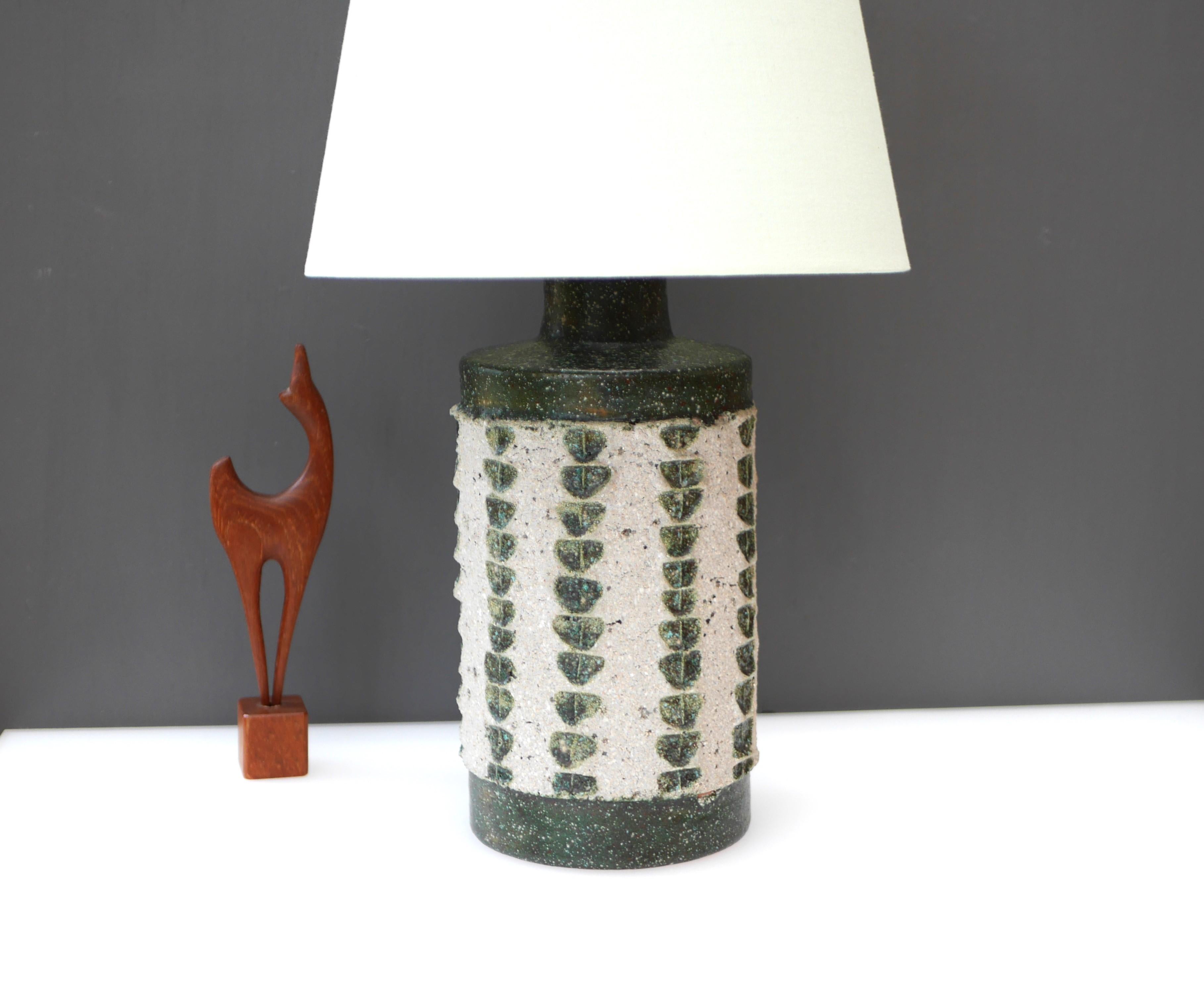Hand-Crafted Table lamp by Nittsjö, Scandinavian ceramic art lamp By Thomas Hellström For Sale